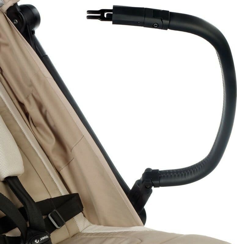 JANE' Passeggino CLAP - colore DESERT - con telaio in alluminio robusto, chiusura automatica e compatta, dimensioni adatte alle cabine degli aerei, adatto dalla nascita fino a 26 kg, con sospensioni su 4 ruote e finiture in similpelle in Passeggini compatti Sanitaria Gioia del Bimbo - Villa San Giovanni, commercioVirtuoso.it