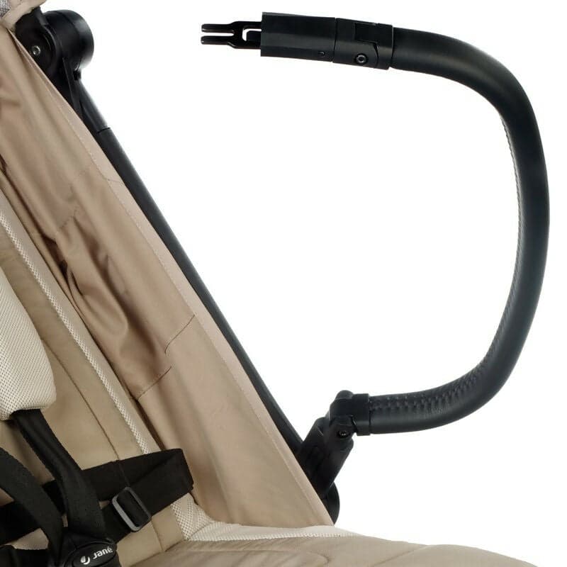 JANE' Passeggino CLAP - colore DESERT - con telaio in alluminio robusto, chiusura automatica e compatta, dimensioni adatte alle cabine degli aerei, adatto dalla nascita fino a 26 kg, con sospensioni su 4 ruote e finiture in similpelle in Passeggini compatti Sanitaria Gioia del Bimbo - Villa San Giovanni, commercioVirtuoso.it