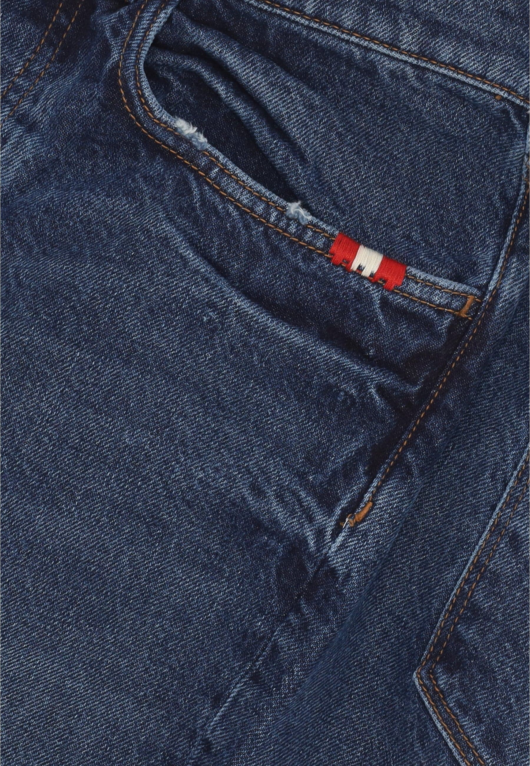AMISH Jeans Uomo Jeremiah Denim da uomo in Jeans Drestige - Casamassima, commercioVirtuoso.it