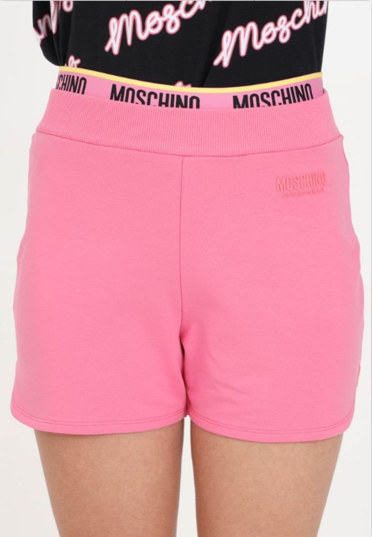 moschino Pantaloncini BANDA LATERALE da donna in Pantaloncini Drestige - Casamassima, commercioVirtuoso.it