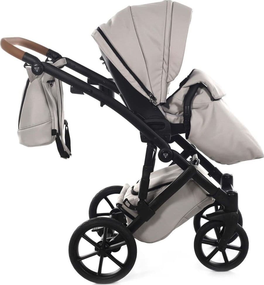 Junama Space V3 3 in 1 Beige T. Nero in T-shirt La Casa Del Bebè - Napoli, commercioVirtuoso.it