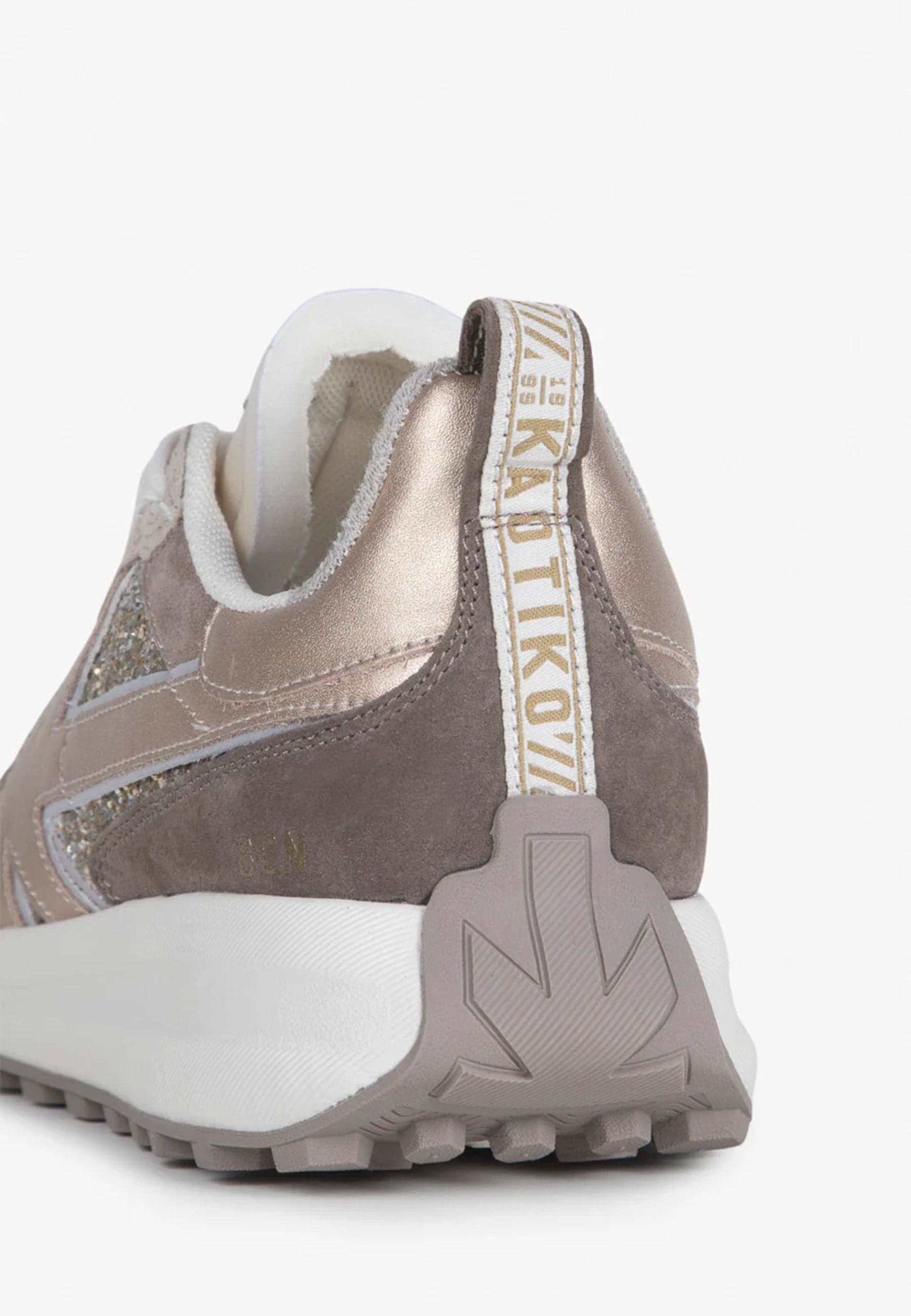 KAOTIKO Sneakers DETROIT GLAM CHAMPAGNE da donna in Sneaker casual Drestige - Casamassima, commercioVirtuoso.it