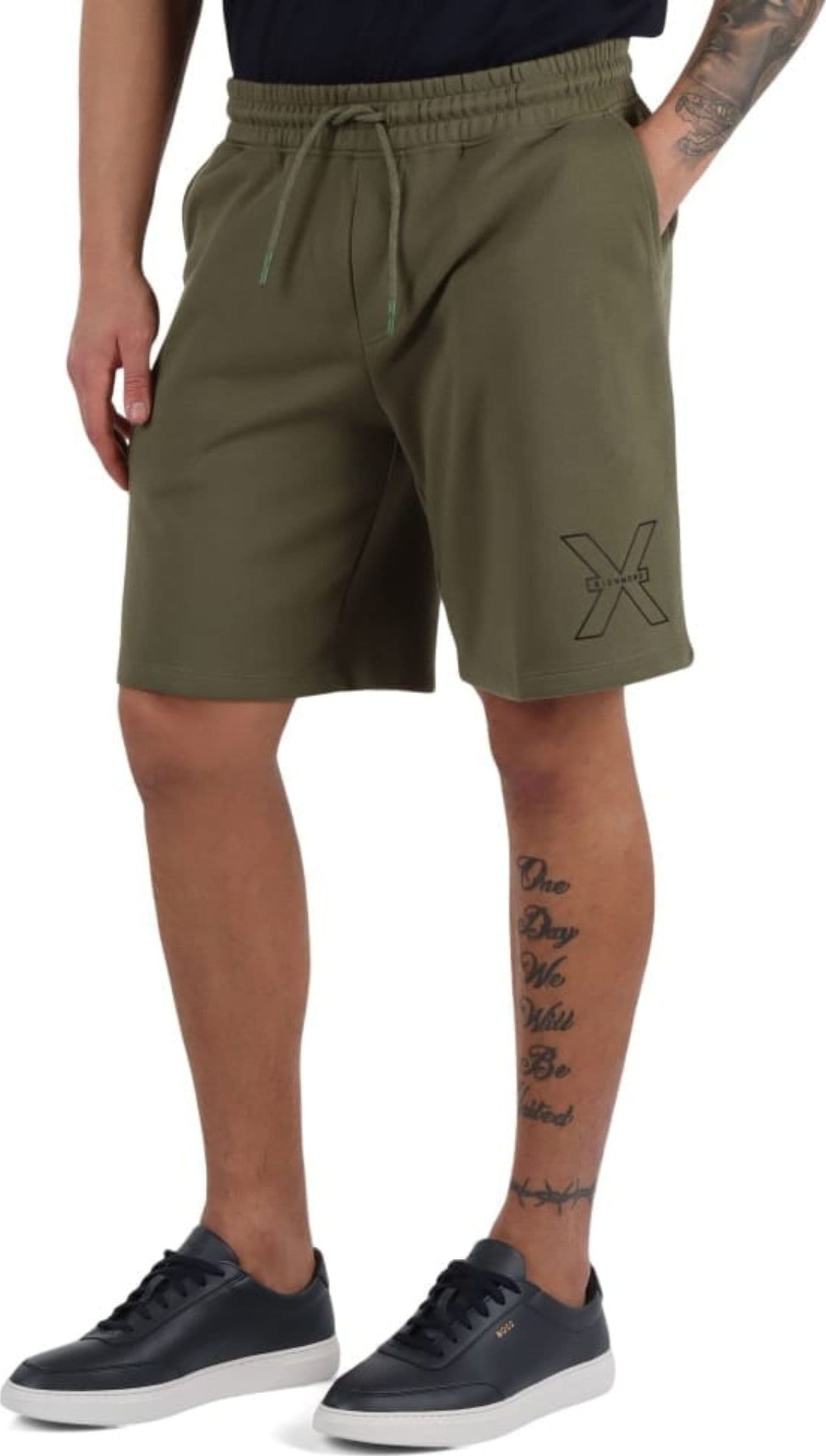 John Richmond BERMUDA BERMUDA FLEECE MIDERE da uomo in Pantaloncini Drestige - Casamassima, commercioVirtuoso.it