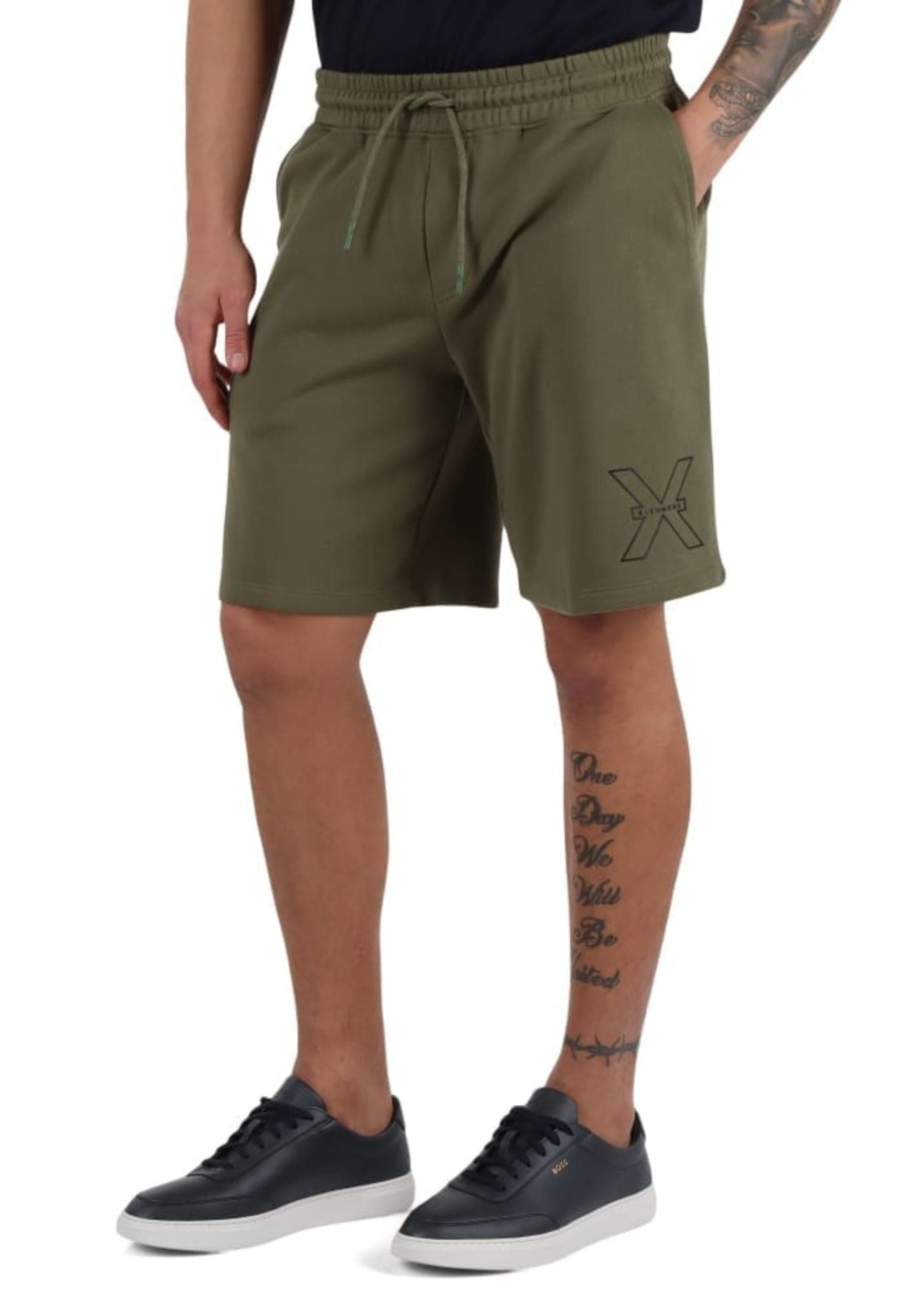 John Richmond BERMUDA BERMUDA FLEECE MIDERE da uomo in Pantaloncini Drestige - Casamassima, commercioVirtuoso.it