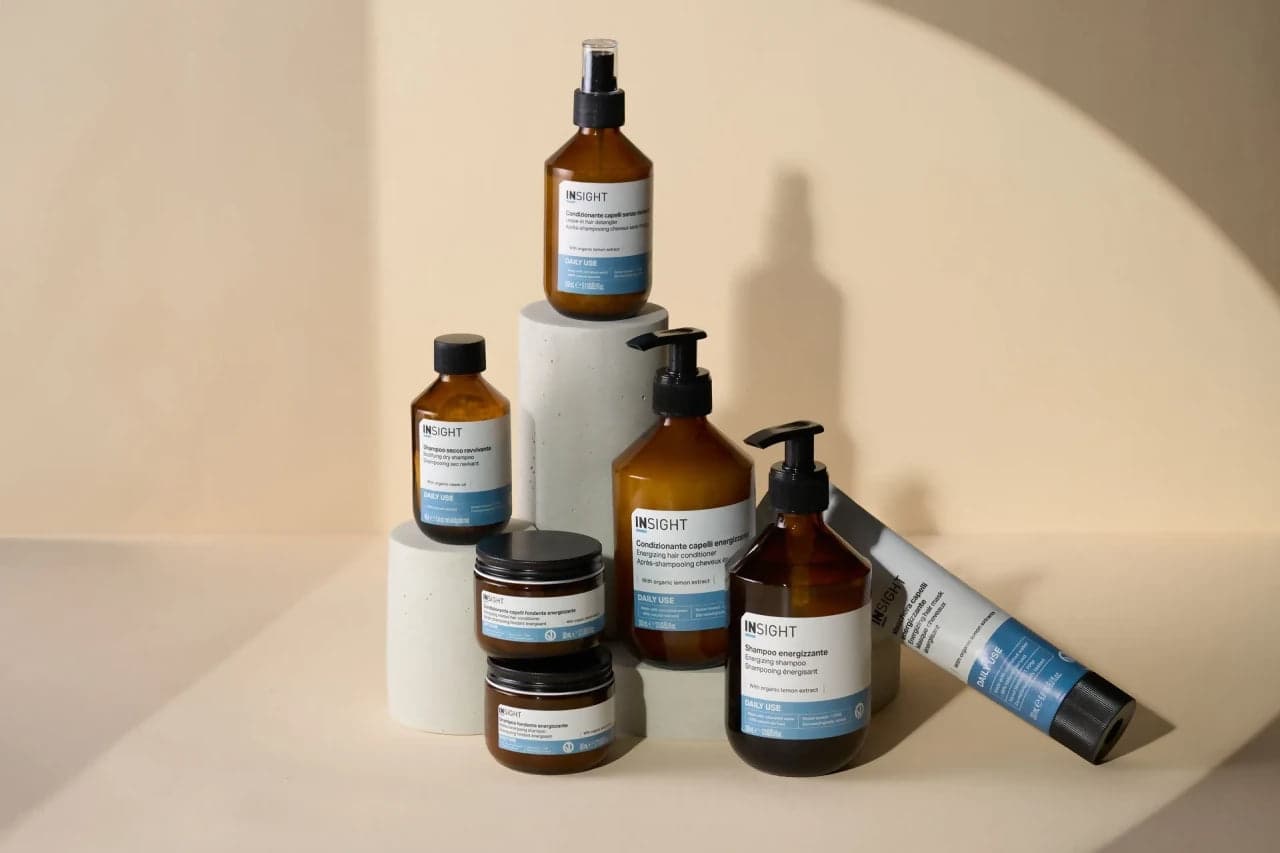 Shampoo Energizzante Insight Daily Use – Shampoo Nutriente per Uso Frequente con Limone Bio, Capelli Lucidi, Elastici e Idratati in Shampoo Ricci Perfetti - Partinico, commercioVirtuoso.it