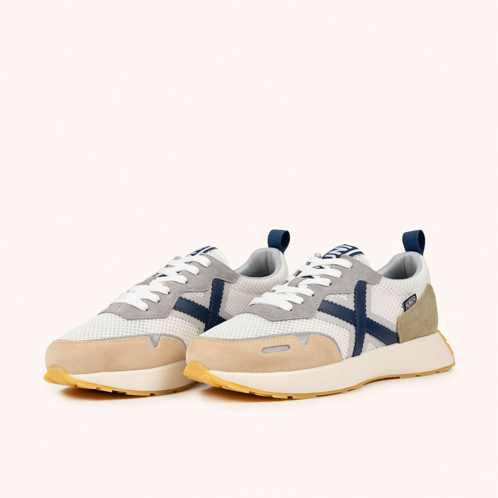 Munich Uomo sneakers in suede e tessuto tecnico in Sneaker casual Cantali Calzature - Randazzo, commercioVirtuoso.it