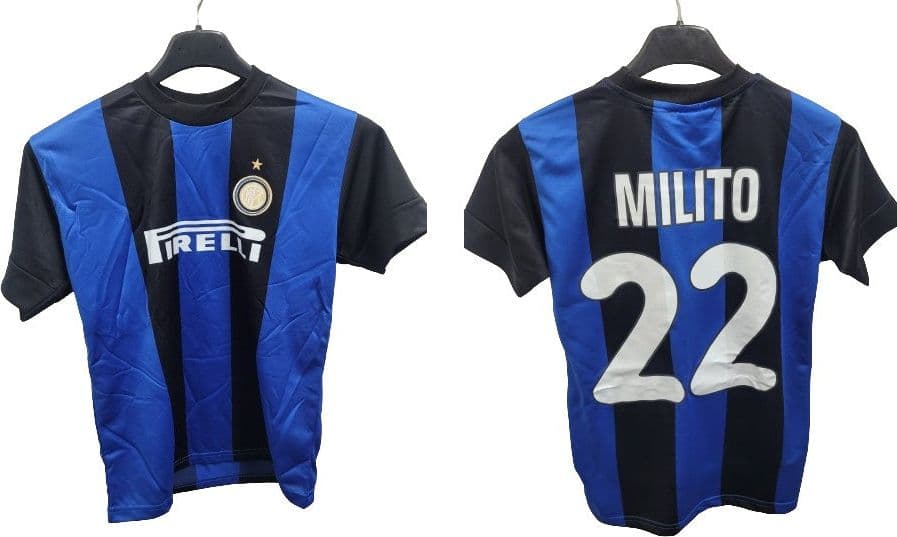 Maglia Inter Milito in Magliette Il Distintivo - Pesaro, commercioVirtuoso.it