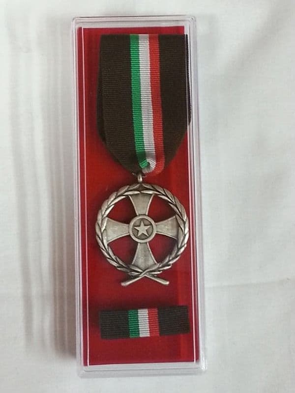 Kit completo Medaglia Iraq Macedonia Antica Babilonia in Medaglie Il Distintivo - Pesaro, commercioVirtuoso.it