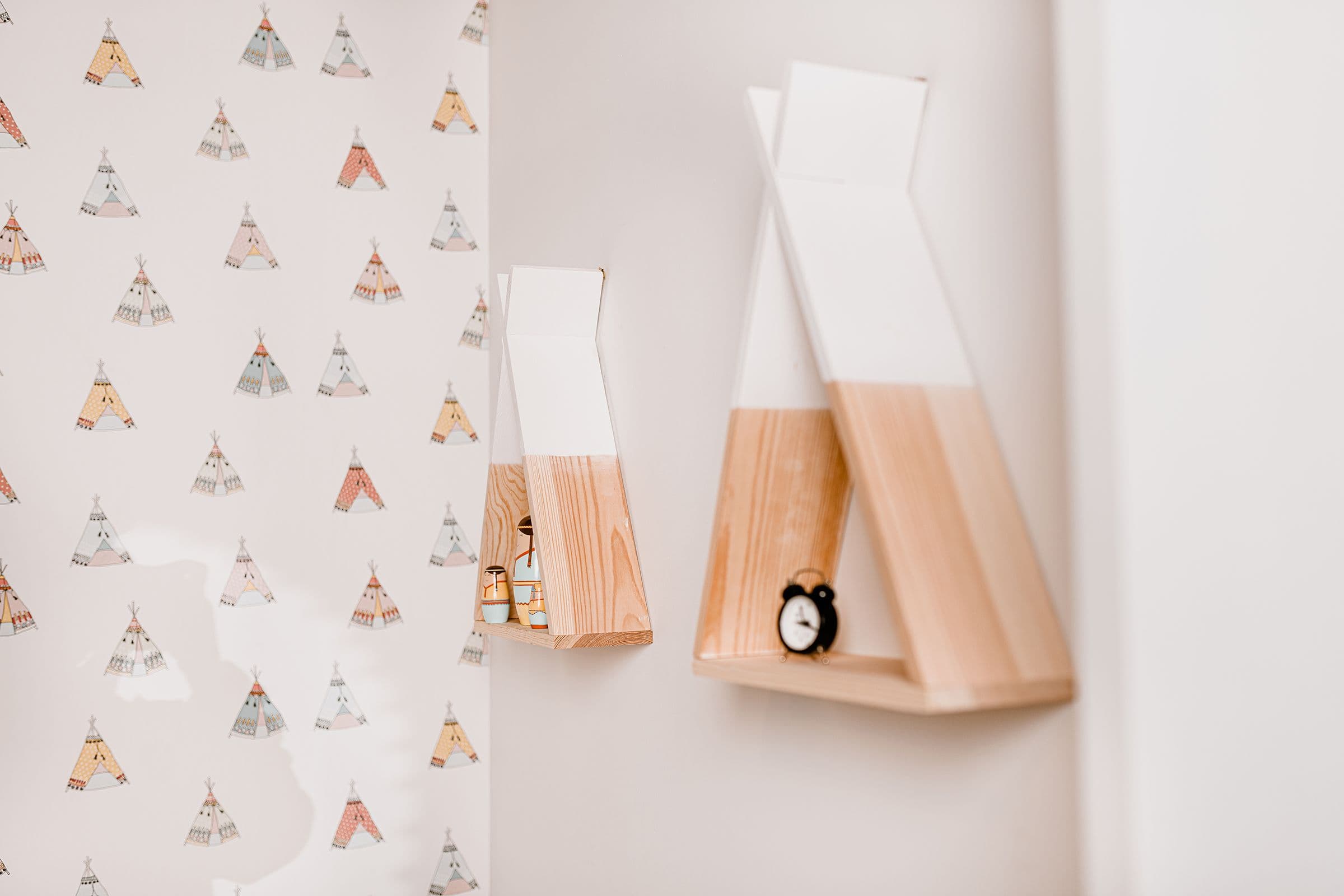 Mensola a Muro Childhome Tipi Legno/Bianco in Scaffali La Casa Del Bebè - Napoli, commercioVirtuoso.it