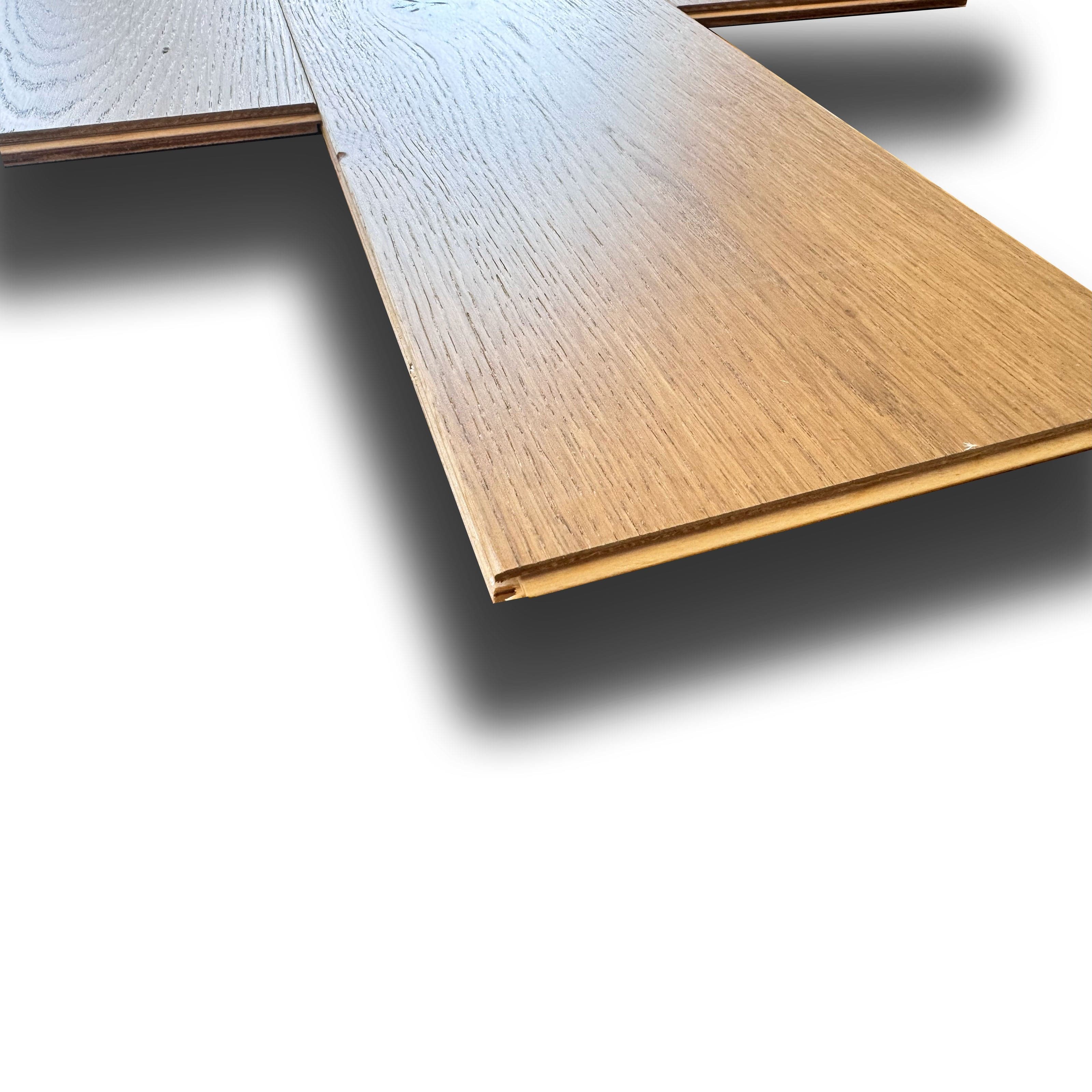 €29,99MQ *MEGA STOCK* Lotto da 31mq di Listone prefinito ROVERE CAPPUCCINO  Vern. bisell. Spazz. 11,5x180x1800mm (2 nobile) - Eternal Parquet