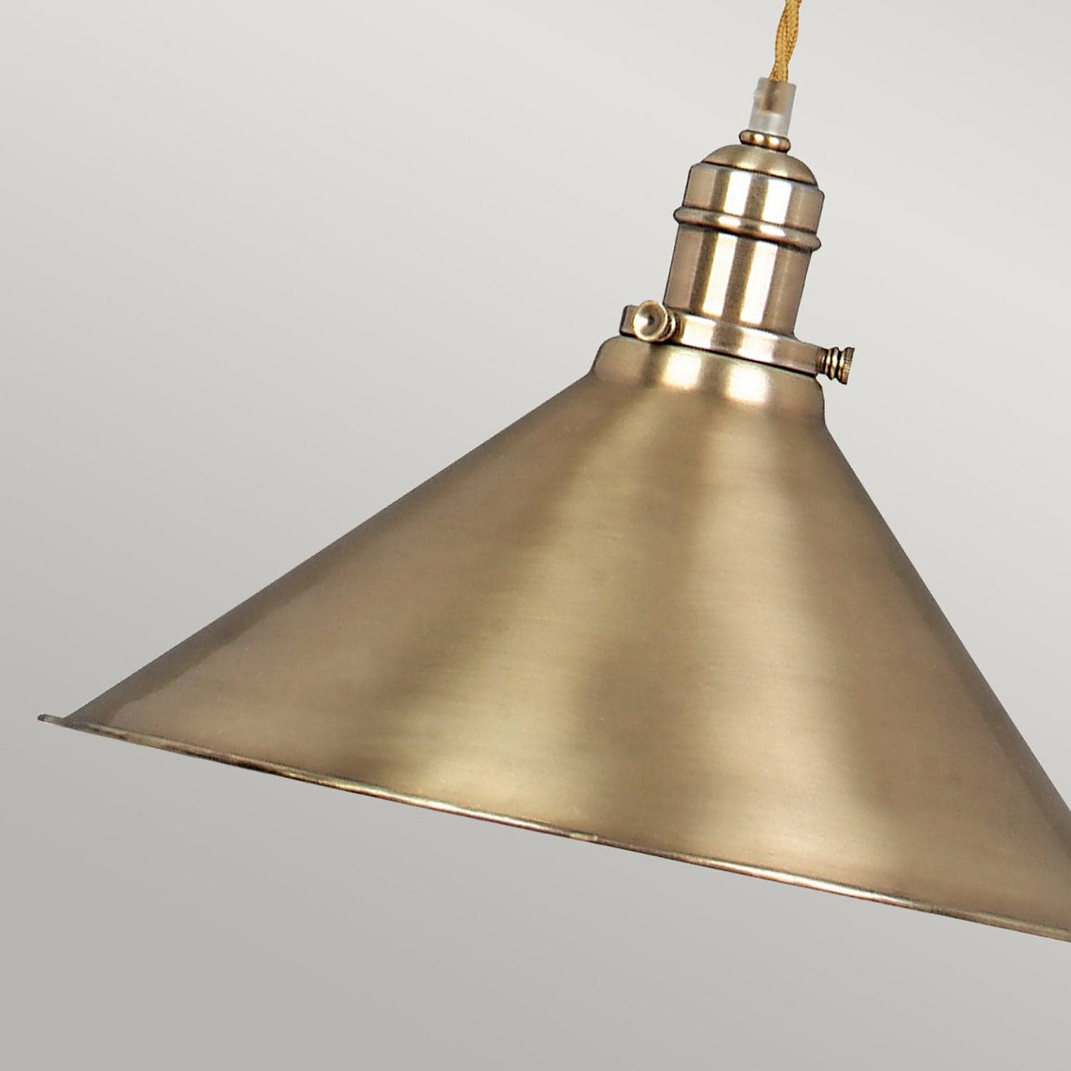 Sospensione Industrial Nordica Provence In Acciaio Ottone Antico 1 Luce E27 in Lampade a sospensione LuceArt - Montecorvino Pugliano, commercioVirtuoso.it
