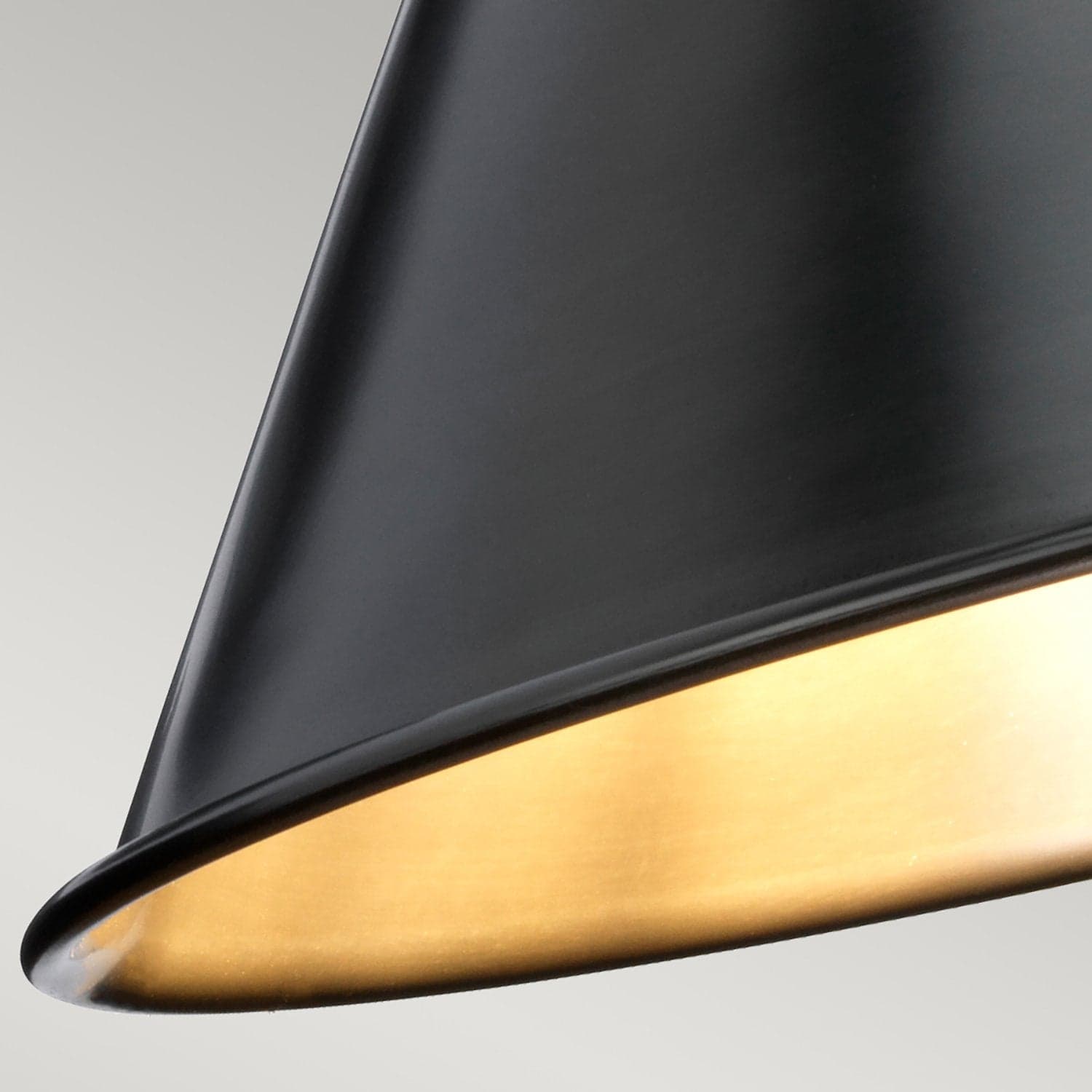 Applique Contemporanea Provence Acciaio Bronzo Antico 1 Luce E27 in Lampade da parete LuceArt - Montecorvino Pugliano, commercioVirtuoso.it