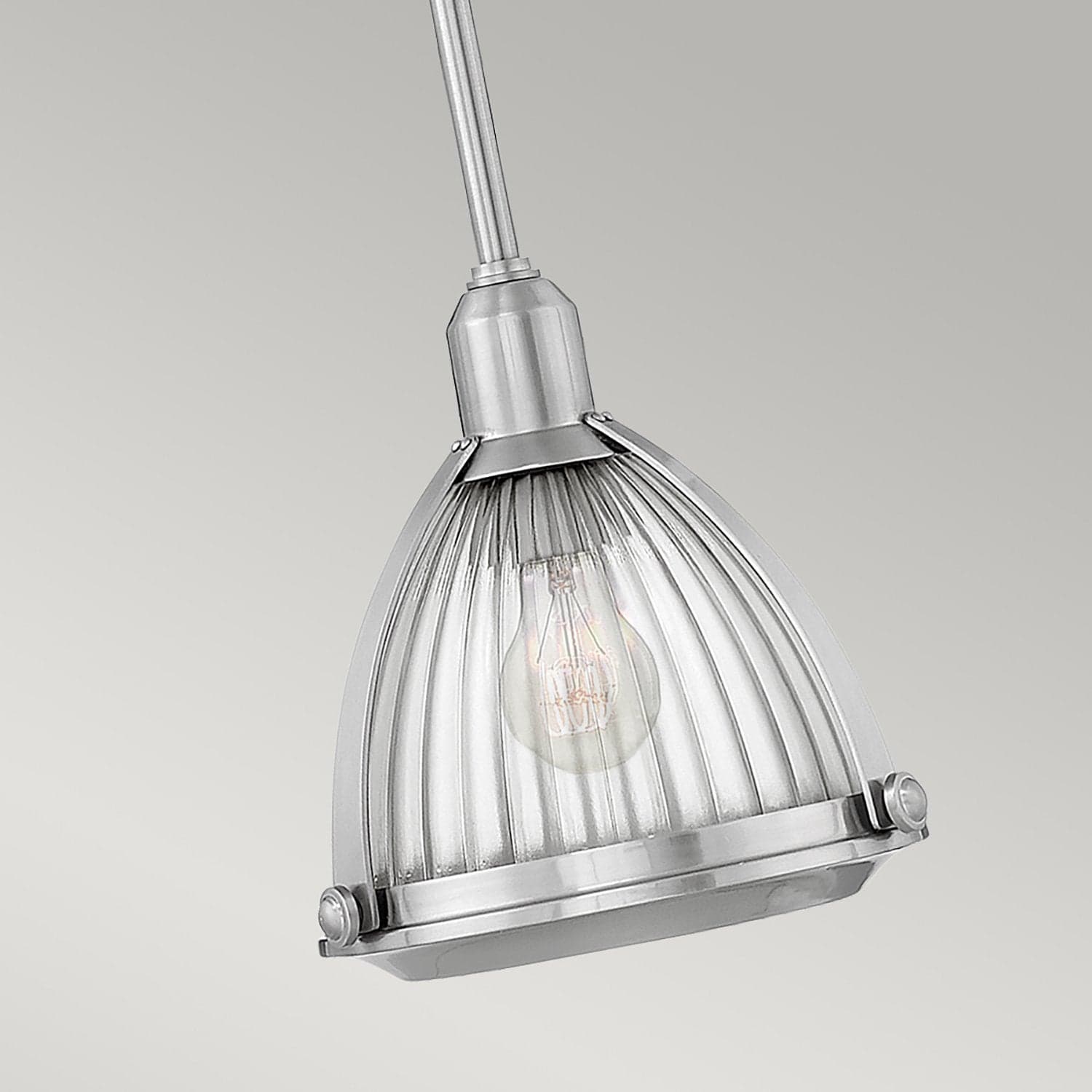 Sospensione Contemporanea Elroy Acciaio Nichel Spazzolato Vetro 1 Luce E27 in Lampade a sospensione LuceArt - Montecorvino Pugliano, commercioVirtuoso.it