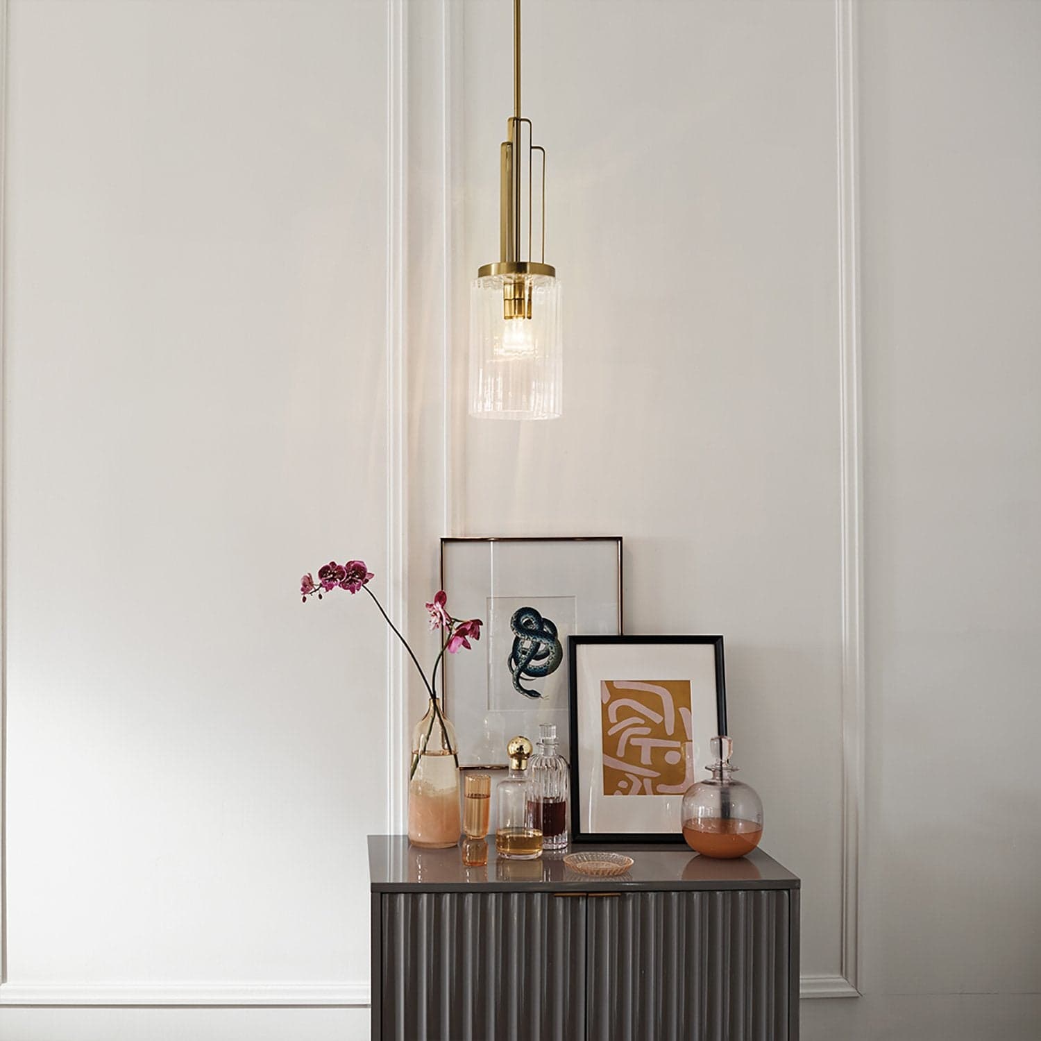 Sospensione Contemporanea Kimrose Acciaio Ottone Spazzolato Vetro 1 Luce E27 in Lampade a sospensione LuceArt - Montecorvino Pugliano, commercioVirtuoso.it