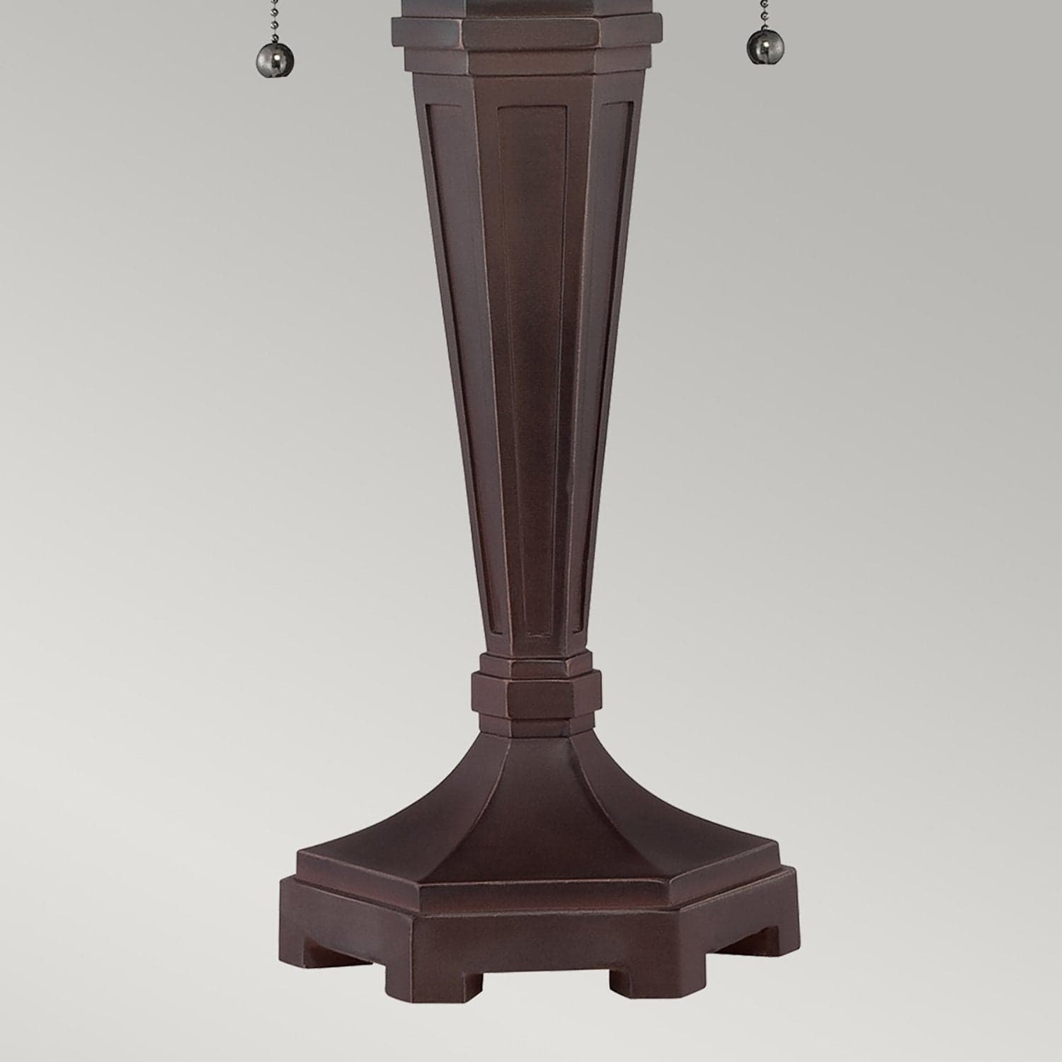Lampada Da Scrivania Tiffany Arden Metallo Patina Di Bronzo 2 Luci E27 in Lampade da tavolo e abat-jour LuceArt - Montecorvino Pugliano, commercioVirtuoso.it