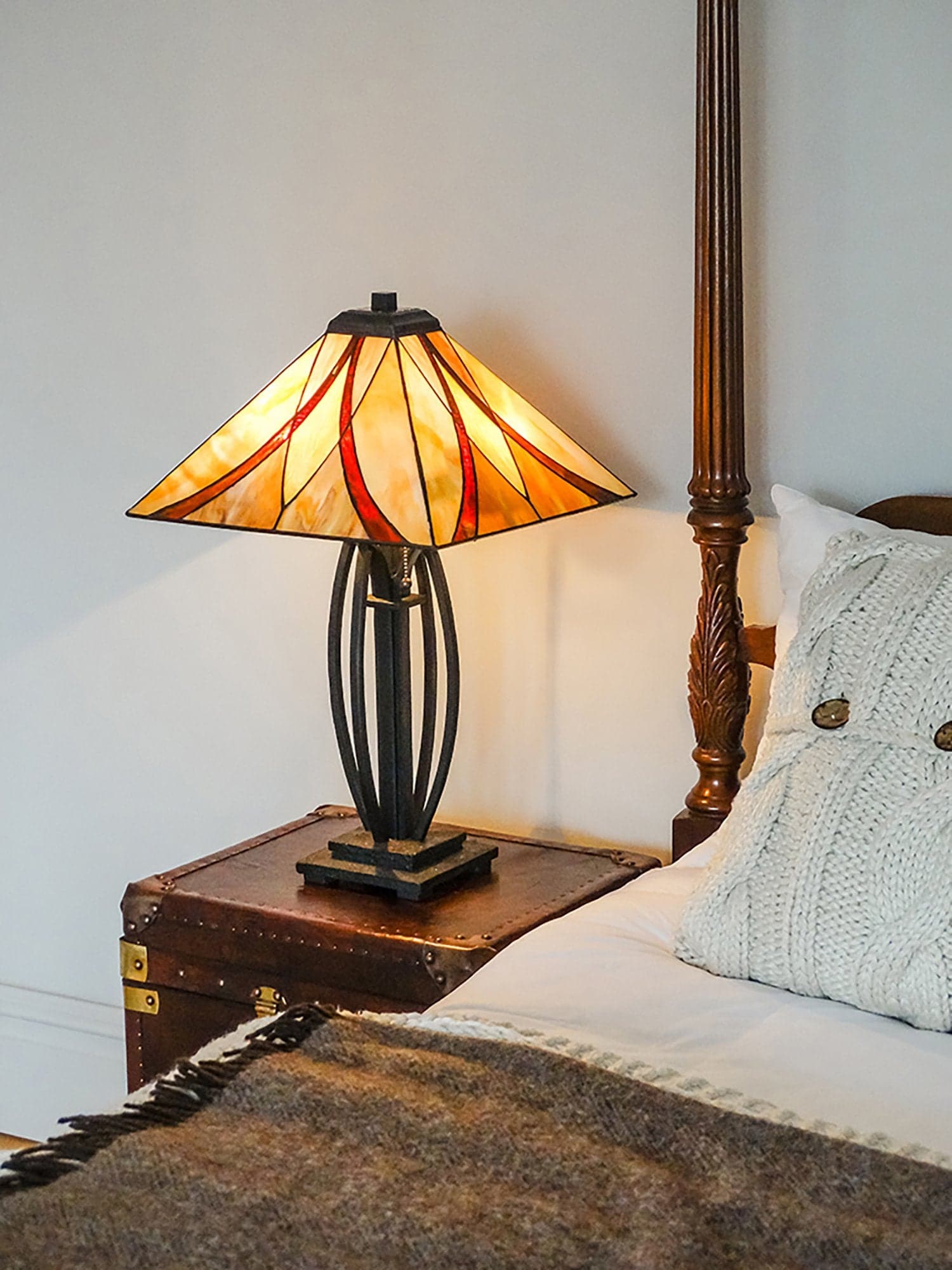 Lampada Da Scrivania Tiffany Asheville Metallo Bronzo Valiant 2 Luci E27 in Lampade da tavolo e abat-jour LuceArt - Montecorvino Pugliano, commercioVirtuoso.it