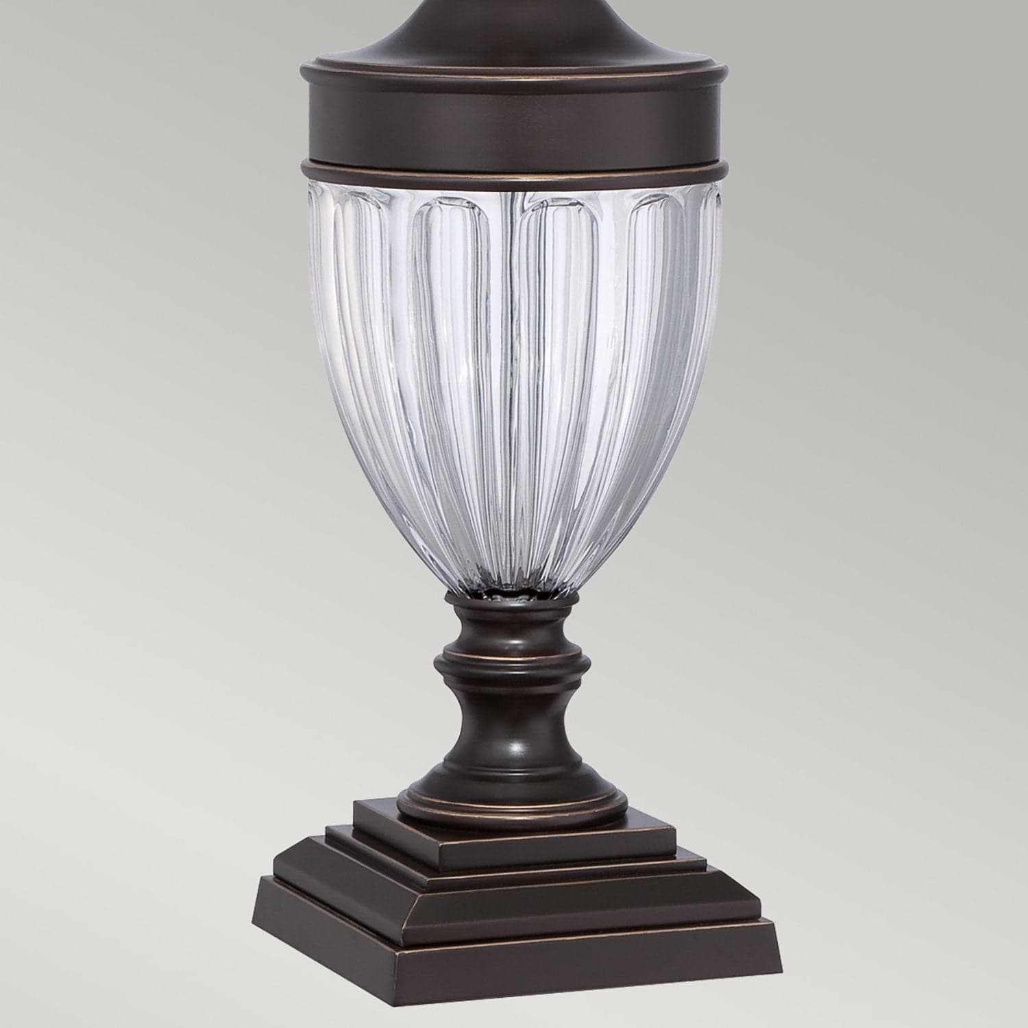 Lampada Da Scrivania Contemporanea Dennison Metallo Bronzo Palladiano 1 Luce E27 in Lampade da tavolo e abat-jour LuceArt - Montecorvino Pugliano, commercioVirtuoso.it