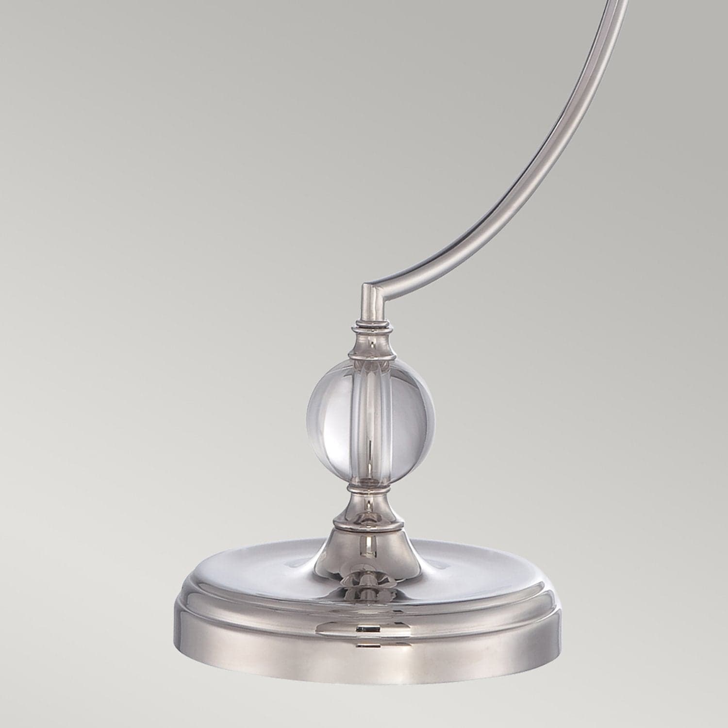 Lampada Da Scrivania Contemporanea Jenkins Metallo Nichel Lucido 1 Luce E27 in Lampade da tavolo e abat-jour LuceArt - Montecorvino Pugliano, commercioVirtuoso.it