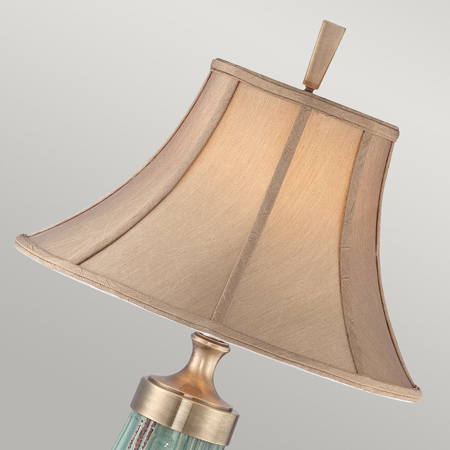 Lampada Da Scrivania Contemporanea Monteverde Porcellana Ottone Verde 1 Luce E27 in Lampade da lavoro LuceArt - Montecorvino Pugliano, commercioVirtuoso.it