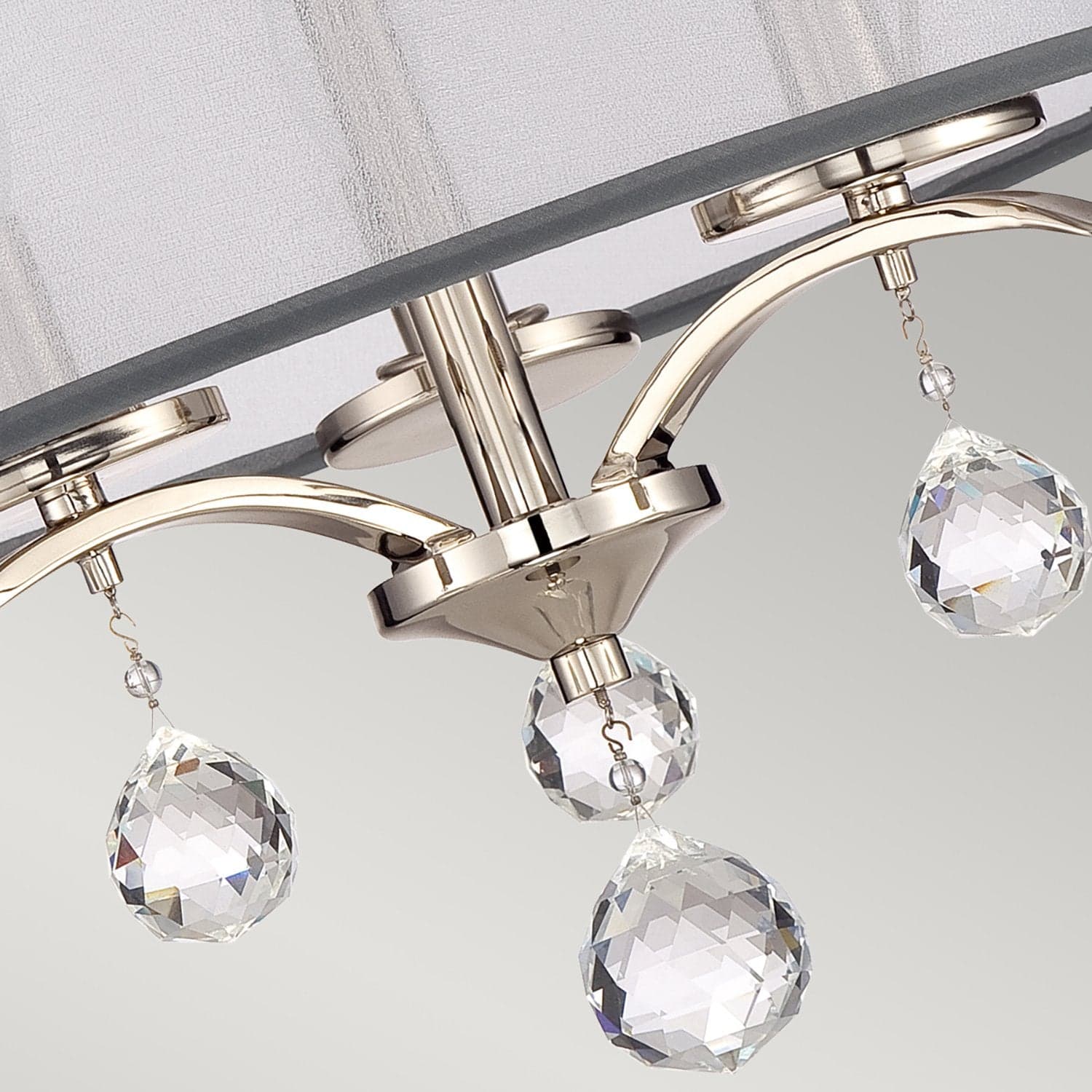 Lampadario Contemporaneo Whitney Metallo Argento Imperiale 3 Luci E14 in Lampade a sospensione LuceArt - Montecorvino Pugliano, commercioVirtuoso.it