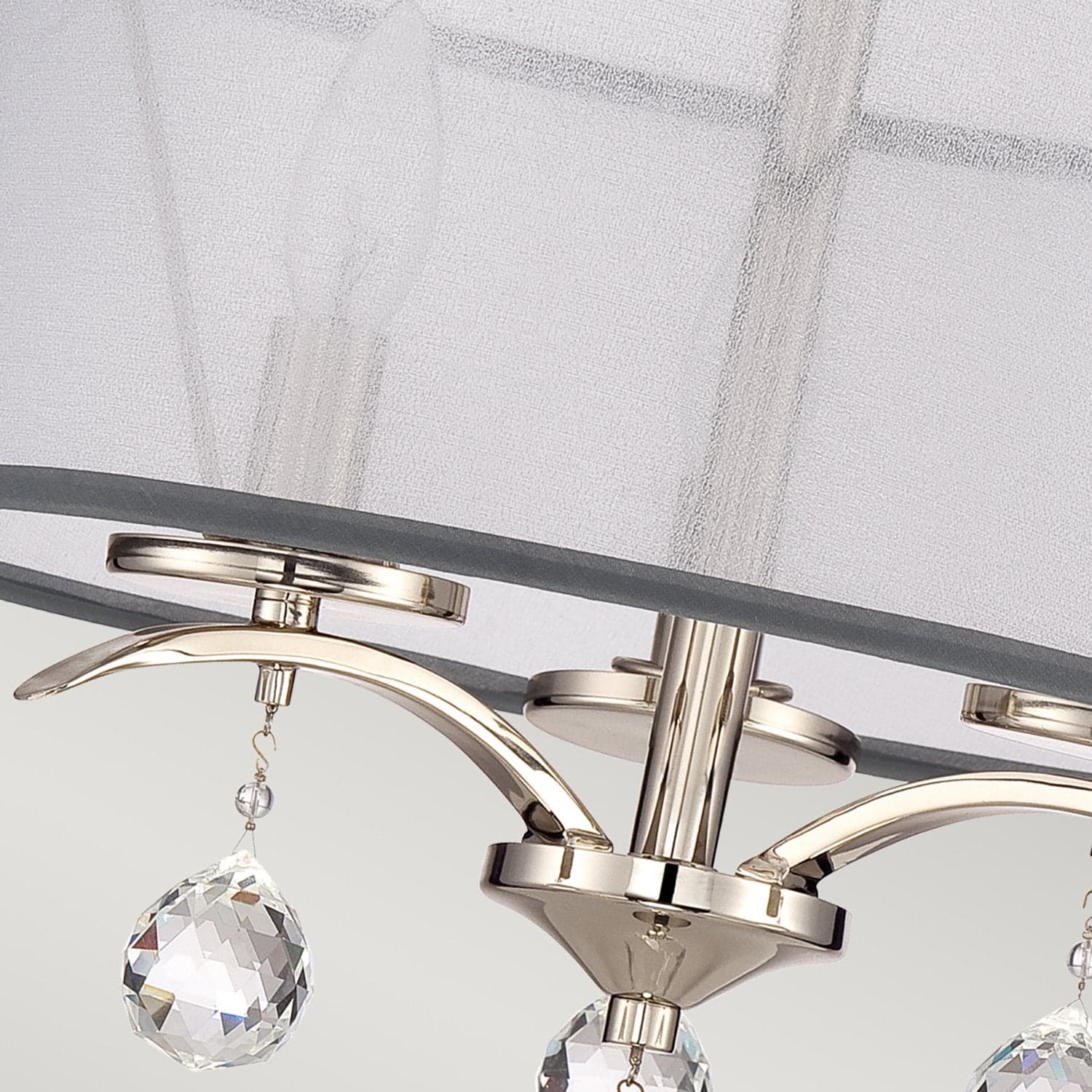 Lampadario Contemporaneo Whitney Metallo Argento Imperiale 3 Luci E14 in Lampade a sospensione LuceArt - Montecorvino Pugliano, commercioVirtuoso.it