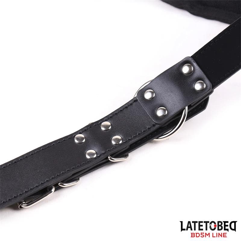 Bondage set blocco posizioni nero regolabile ideale per BDSM e fetish kit Latetobed in prodotto Erosdom - Palmi, commercioVirtuoso.it