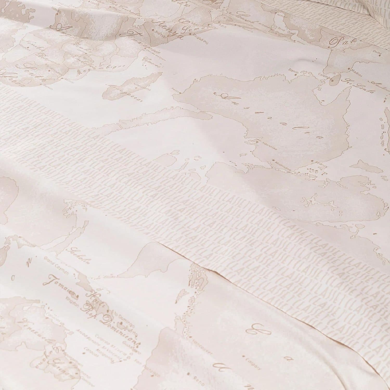 Completo lenzuola copriletto matrimoniale Alviero Martini 1 classe art.Geo white in Set di lenzuola e federe Biancheria Arredo Home - Nola, commercioVirtuoso.it