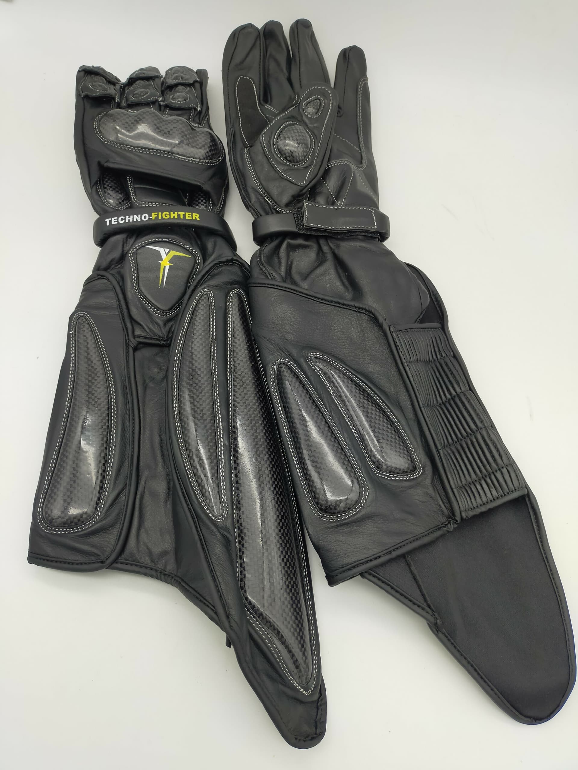 Ultima produzione 2026 GUANTI TECHNO-FIGHTER SCHERMA,SPADA KALIT COMBAT KENDO ARTI MARZIALI in Akvavit TopGas - Roverbella, commercioVirtuoso.it