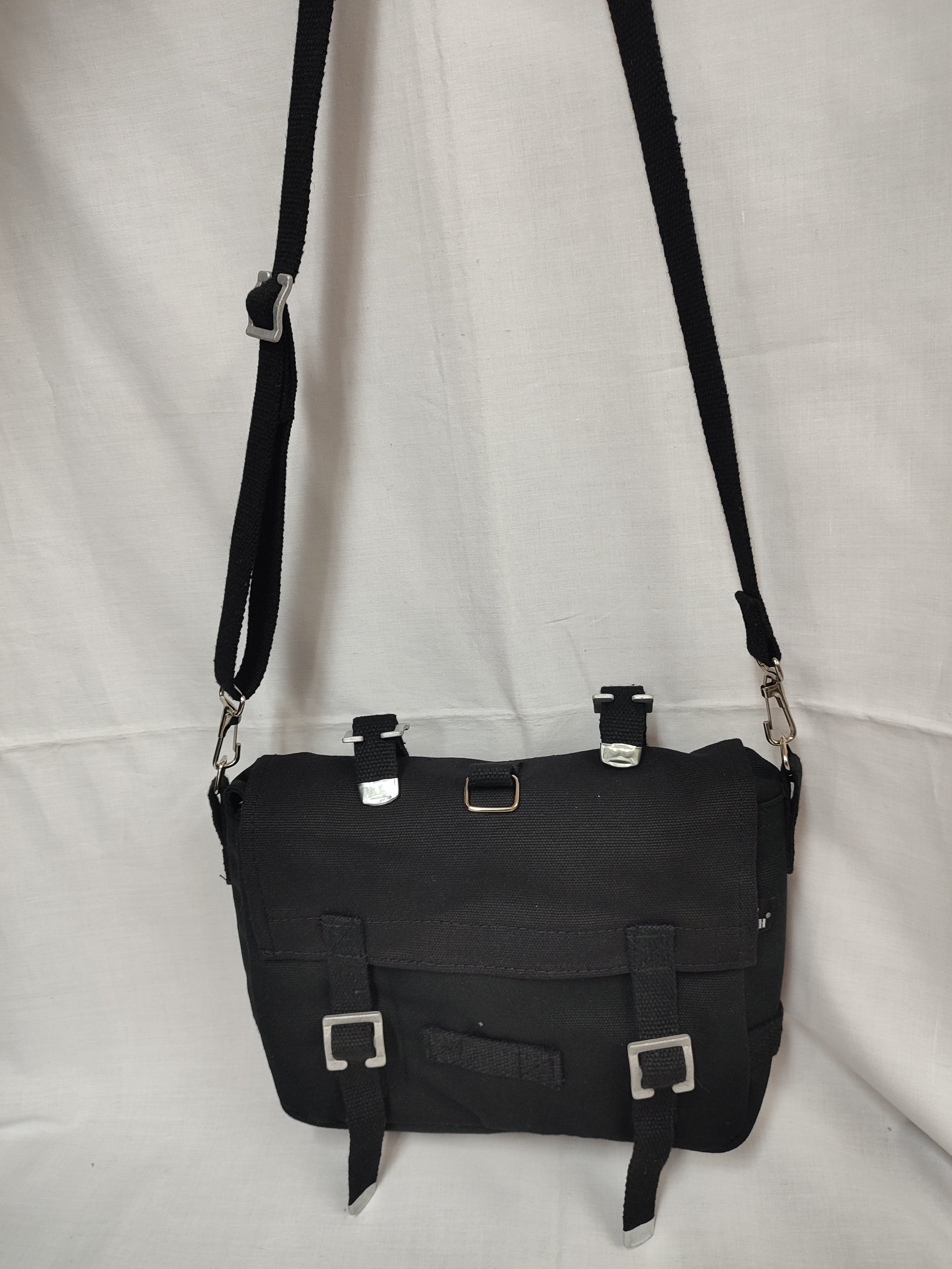 Borsa Tascapane mini nera in Borse a tracolla Il Distintivo - Pesaro, commercioVirtuoso.it