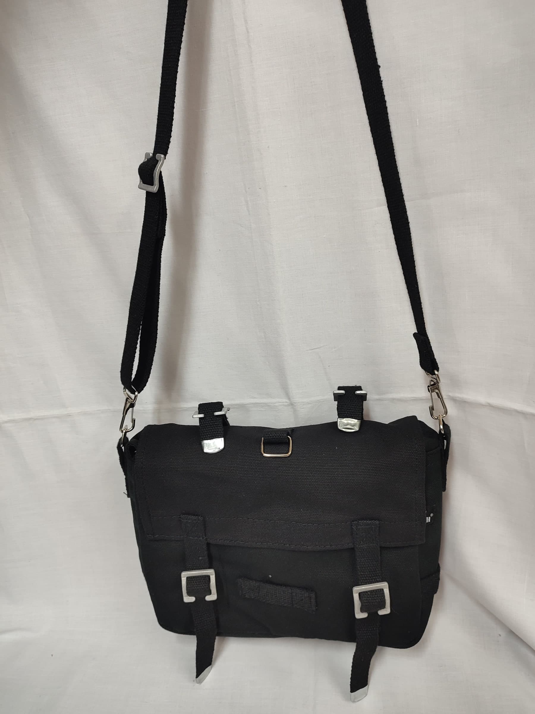 Borsa Tascapane mini nera in Borse a tracolla Il Distintivo - Pesaro, commercioVirtuoso.it