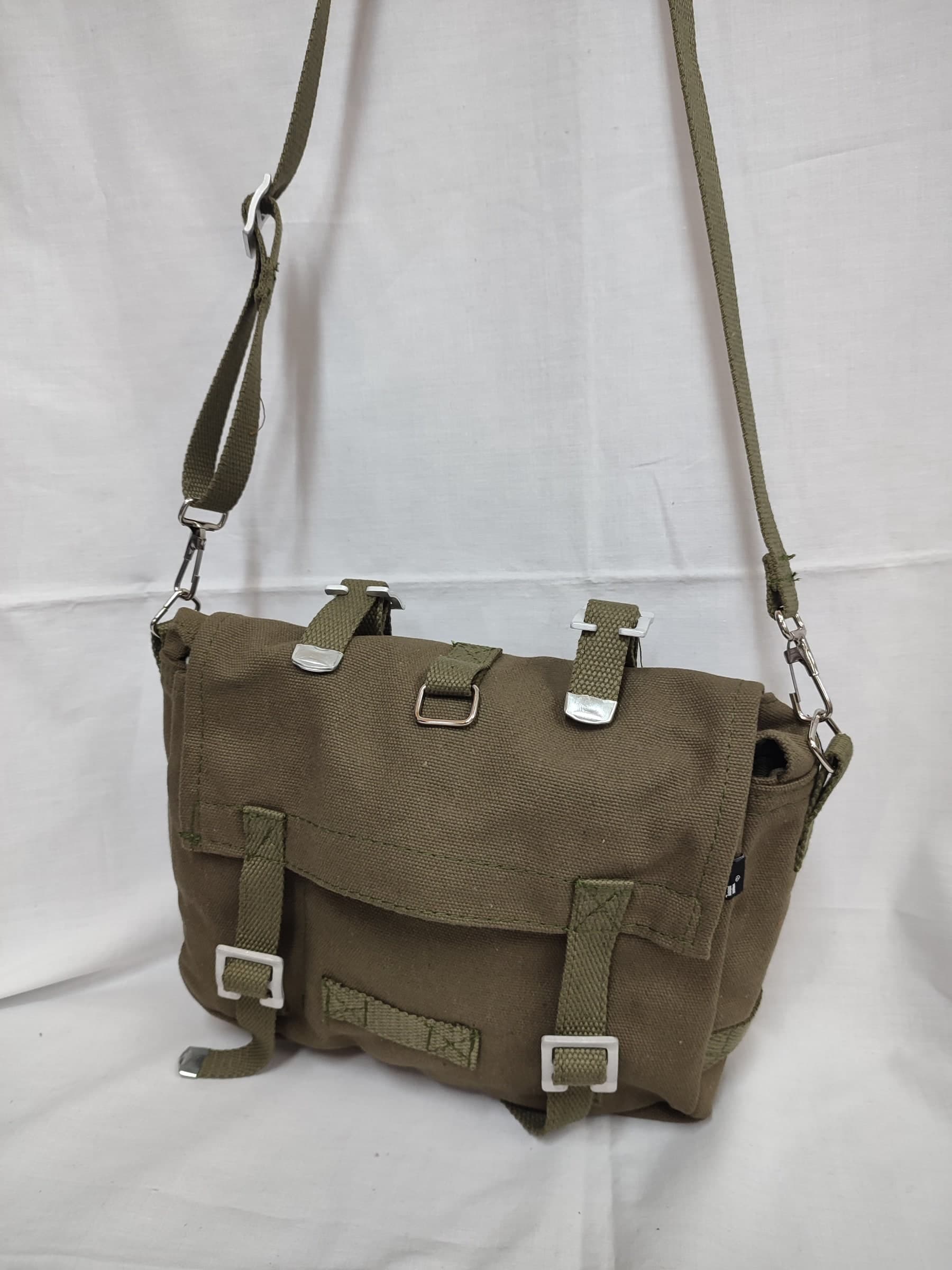 Borsa Tascapane mini verde Stone Wash in Borse a spalla Il Distintivo - Pesaro, commercioVirtuoso.it