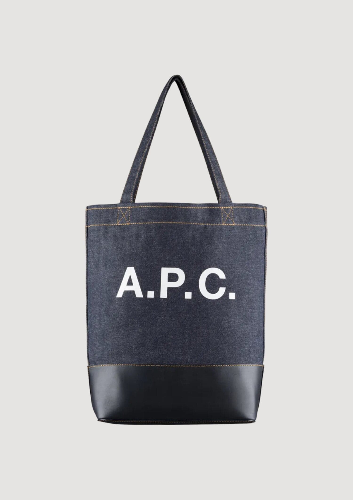 APC Tote Axel