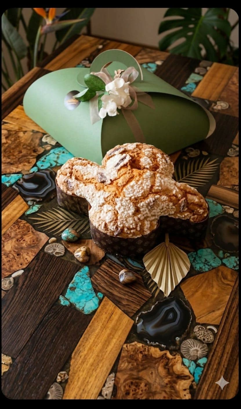 Colomba Pasquale Artigianale gr 750 Pistacchio, Esotica, 3 Cioccolati in Colombe pasquali Neri Piaceri - Cavezzo, commercioVirtuoso.it