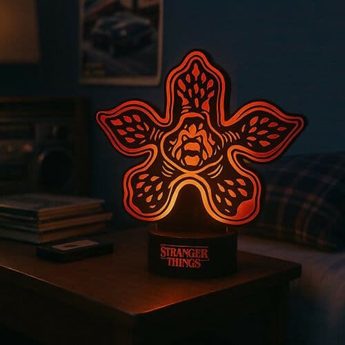 Luce incisa al laser Demogorgon di Stranger Things in Storia Cartoleria Deja Vu - Crotone, commercioVirtuoso.it