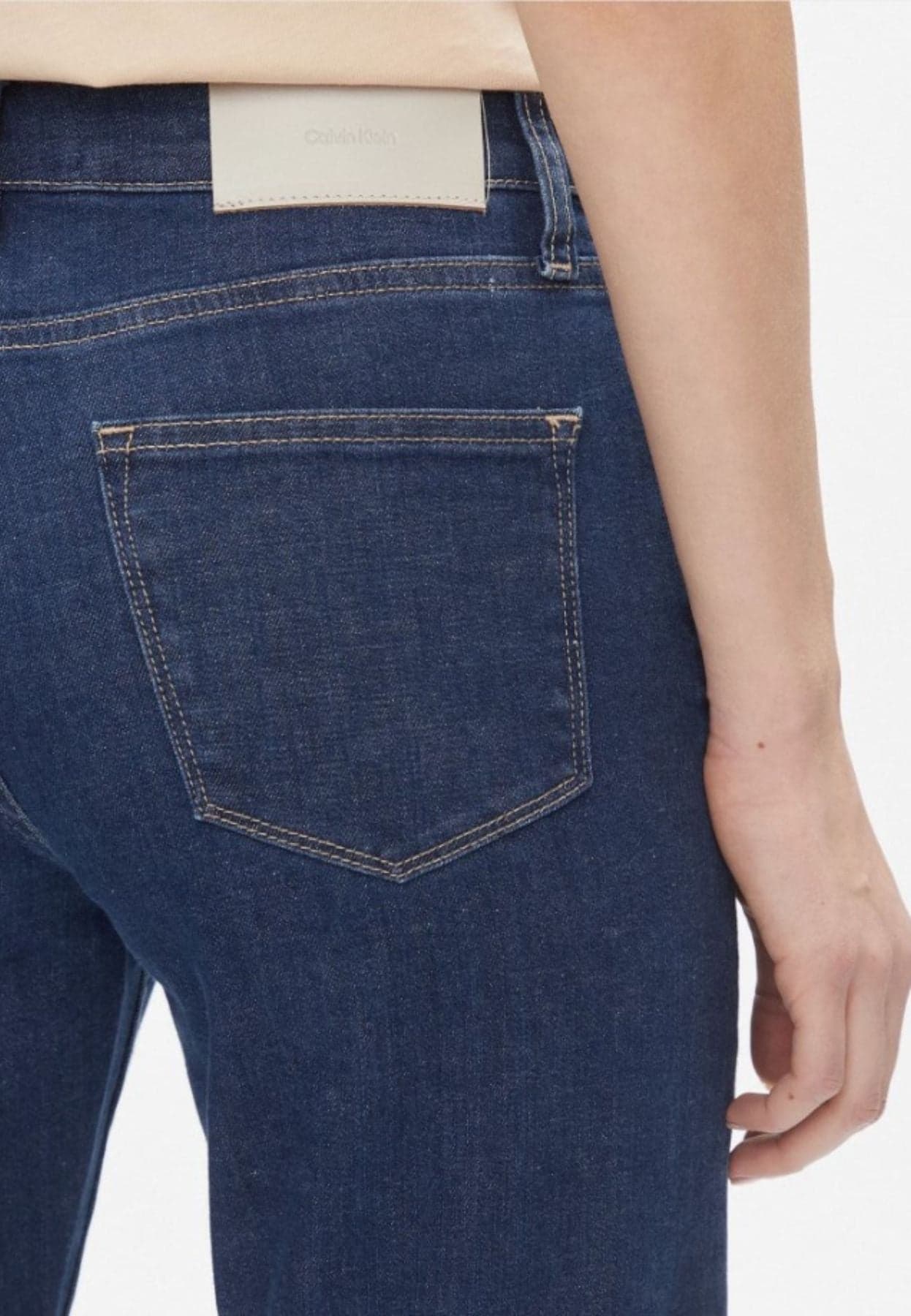 calvin klein jeans MID RISE SLIM-MID BLUE da donna in Jeans Drestige - Casamassima, commercioVirtuoso.it