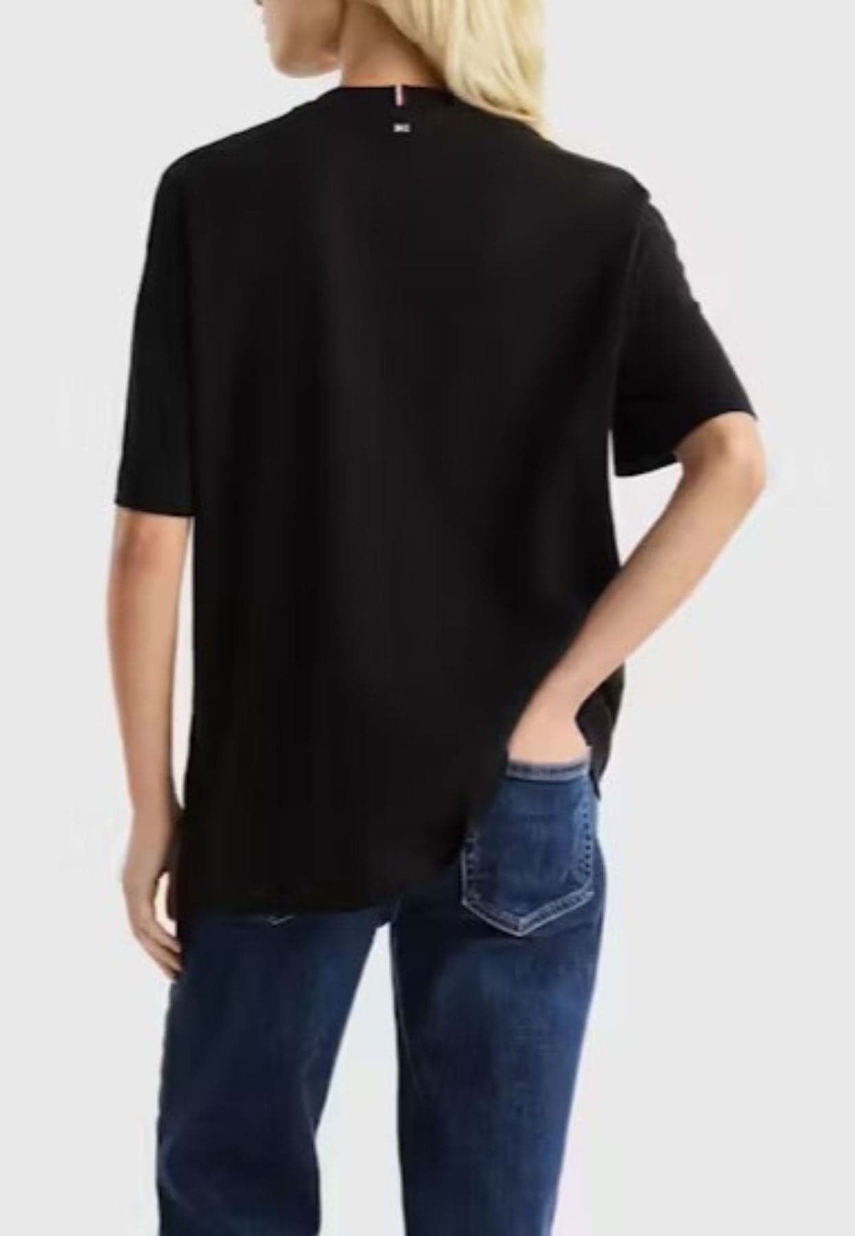 Tommy Hilfiger T-SHIRT RLX LIGHT CTN INTERLOCK C-NK SS da donna in T-shirt Drestige - Casamassima, commercioVirtuoso.it