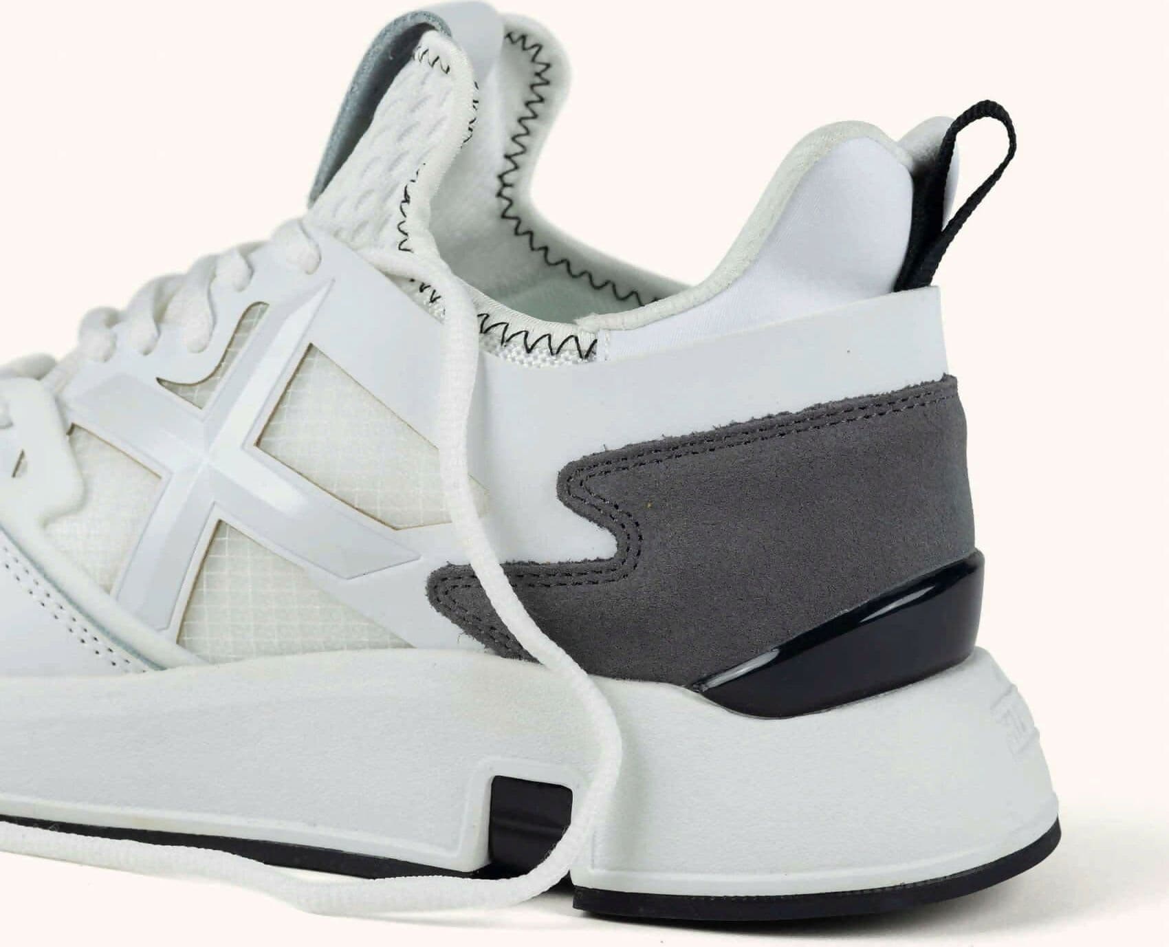 Munich Uomo sneakers in pelle e tessuto tecnico in Sneaker casual Cantali Calzature - Randazzo, commercioVirtuoso.it