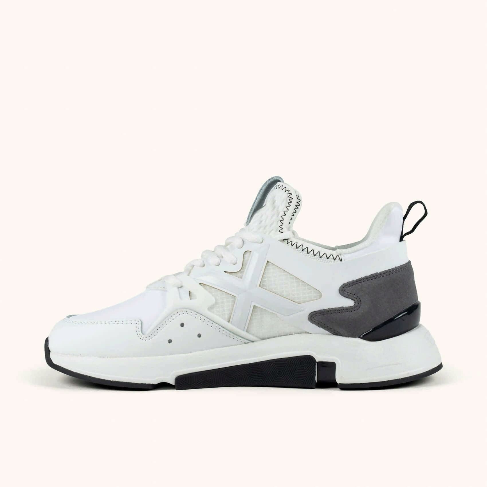 Munich Uomo sneakers in pelle e tessuto tecnico in Sneaker casual Cantali Calzature - Randazzo, commercioVirtuoso.it