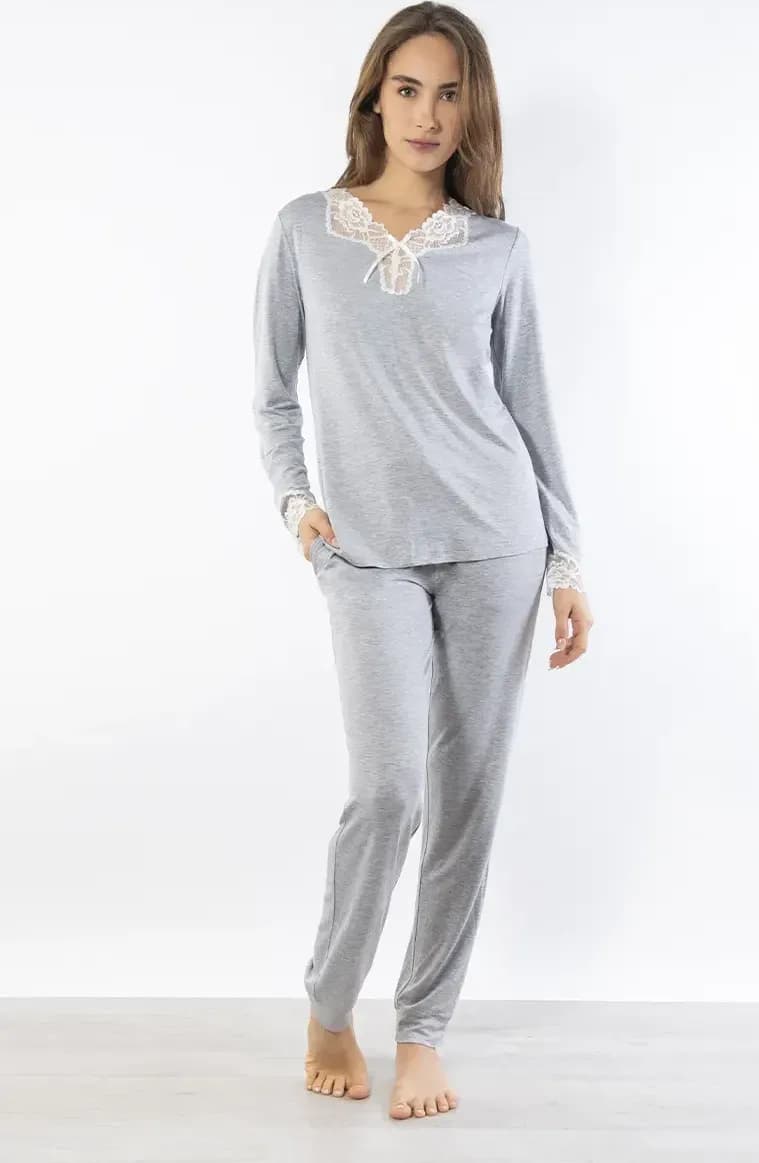 VERDISSIMA | Pigiama maglia a V e pantalone polsini