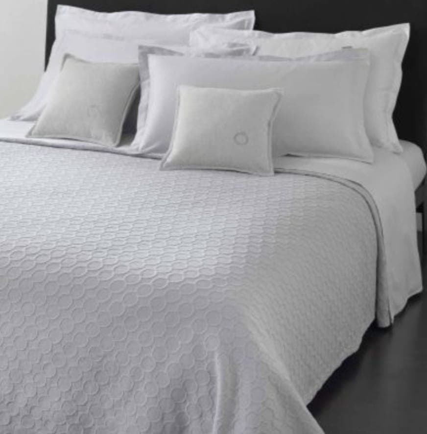 Copriletto Matrimoniale Trussardi The Infinity Jacquard Bianco in Coperte The King Luxury - San Marcellino, commercioVirtuoso.it