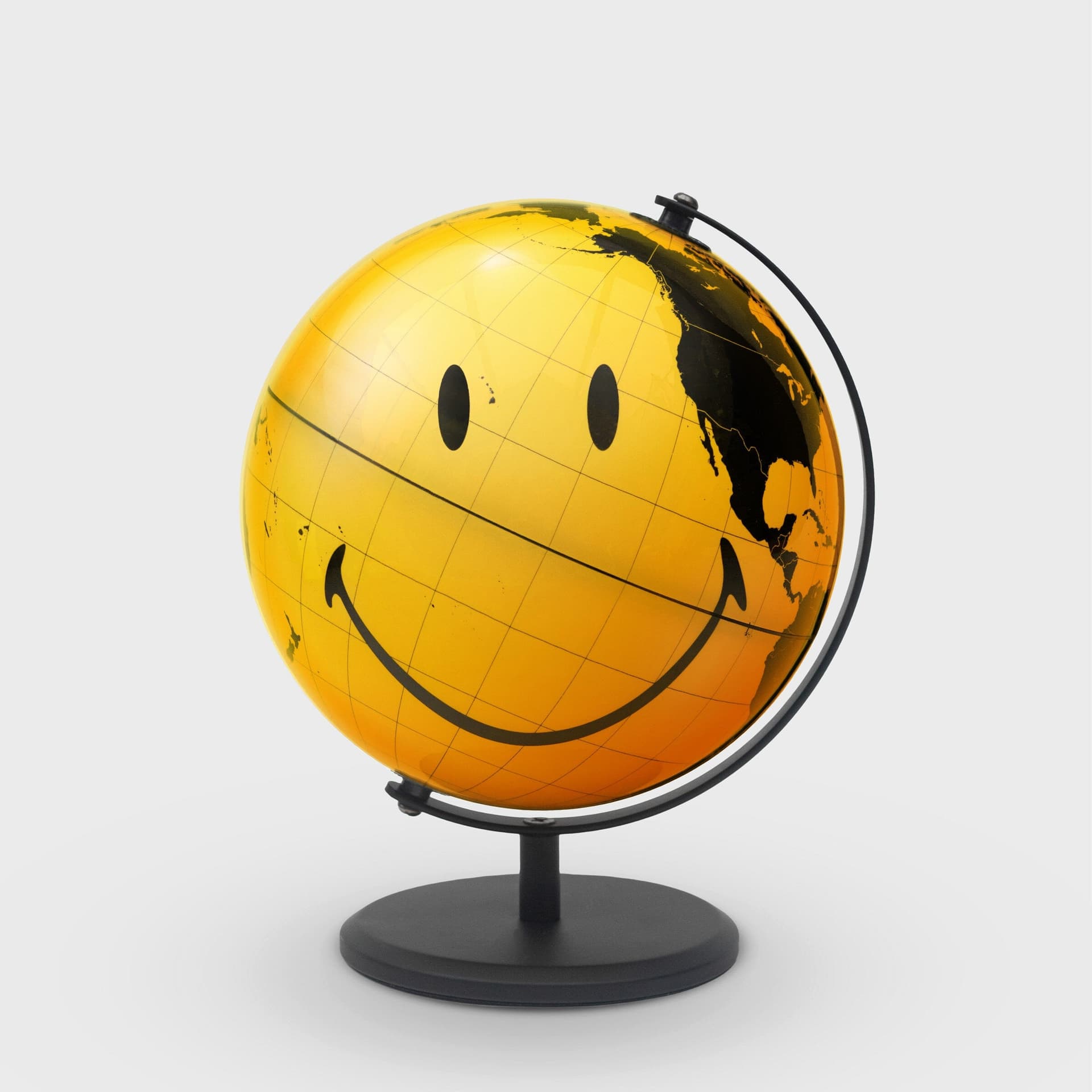 Mappamondo "Smiley" â?" Globo girevole da scrivania giallo con faccina sorridente in Autocategorizzazione Più Di Più Ideas - Casalnuovo di Napoli, commercioVirtuoso.it