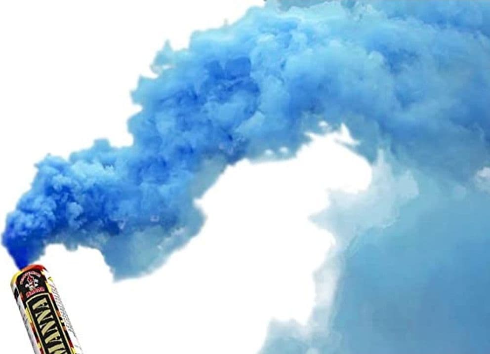 2 Pezzi Fumogeni Da Stadio Feste Forza Napoli Terzo Scudetto Bianco Azzurro 65 S Sport e tempo libero/Fan Shop/Calcio/Megafoni da stadio Trade Shop italia - Napoli, Commerciovirtuoso.it