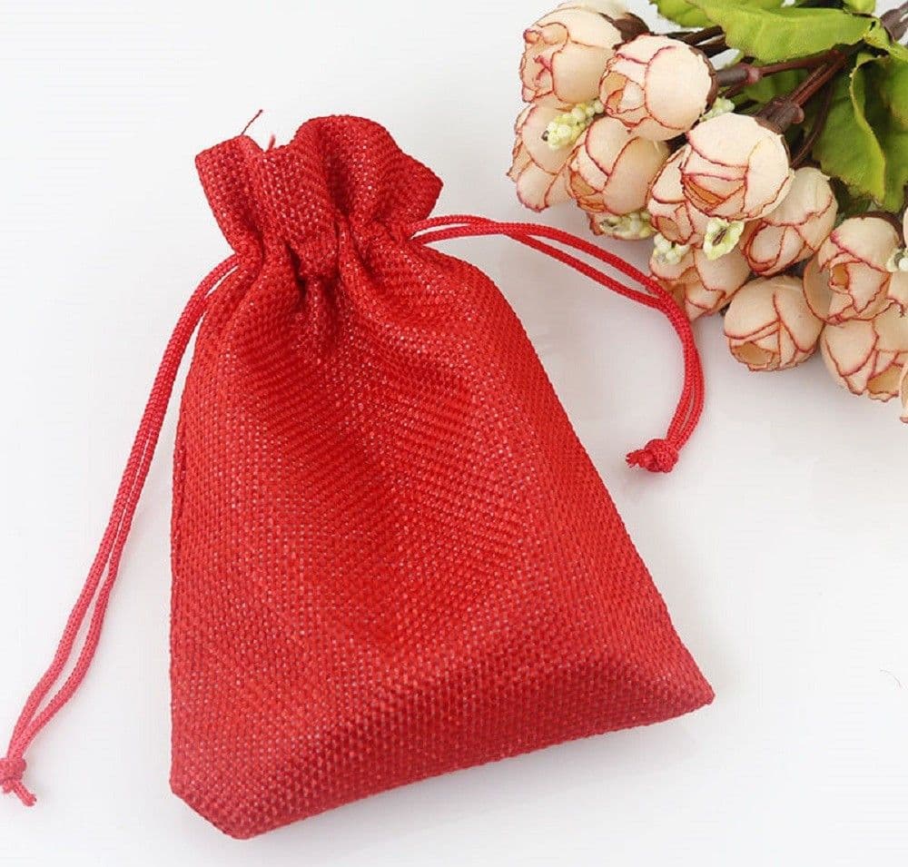 25 Sacchetti Di Juta Rossi Bomboniere Confetti Compleanni Matrimonio Regali Casa e cucina/Hobby creativi/Materiali per hobby creativi/Forniture per feste/Bomboniere Trade Shop italia - Napoli, Commerciovirtuoso.it