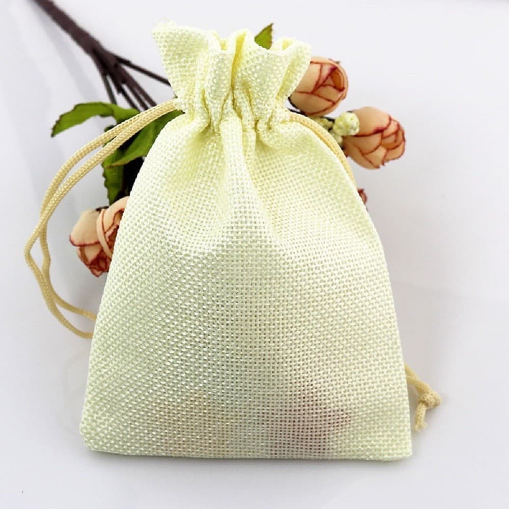 25 Veli Sacchetti Di Juta Avorio Per Bomboniere Confetti Compleanni Matrimonio Casa e cucina/Hobby creativi/Materiali per hobby creativi/Forniture per feste/Bomboniere Trade Shop italia - Napoli, Commerciovirtuoso.it