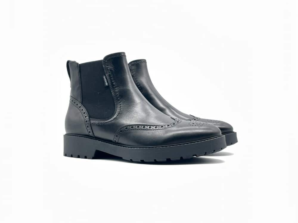 NERO GIARDINI Stivaletti Chelsea donna in pelle colore nero in Stivali Calzature Durello - Agna, commercioVirtuoso.it