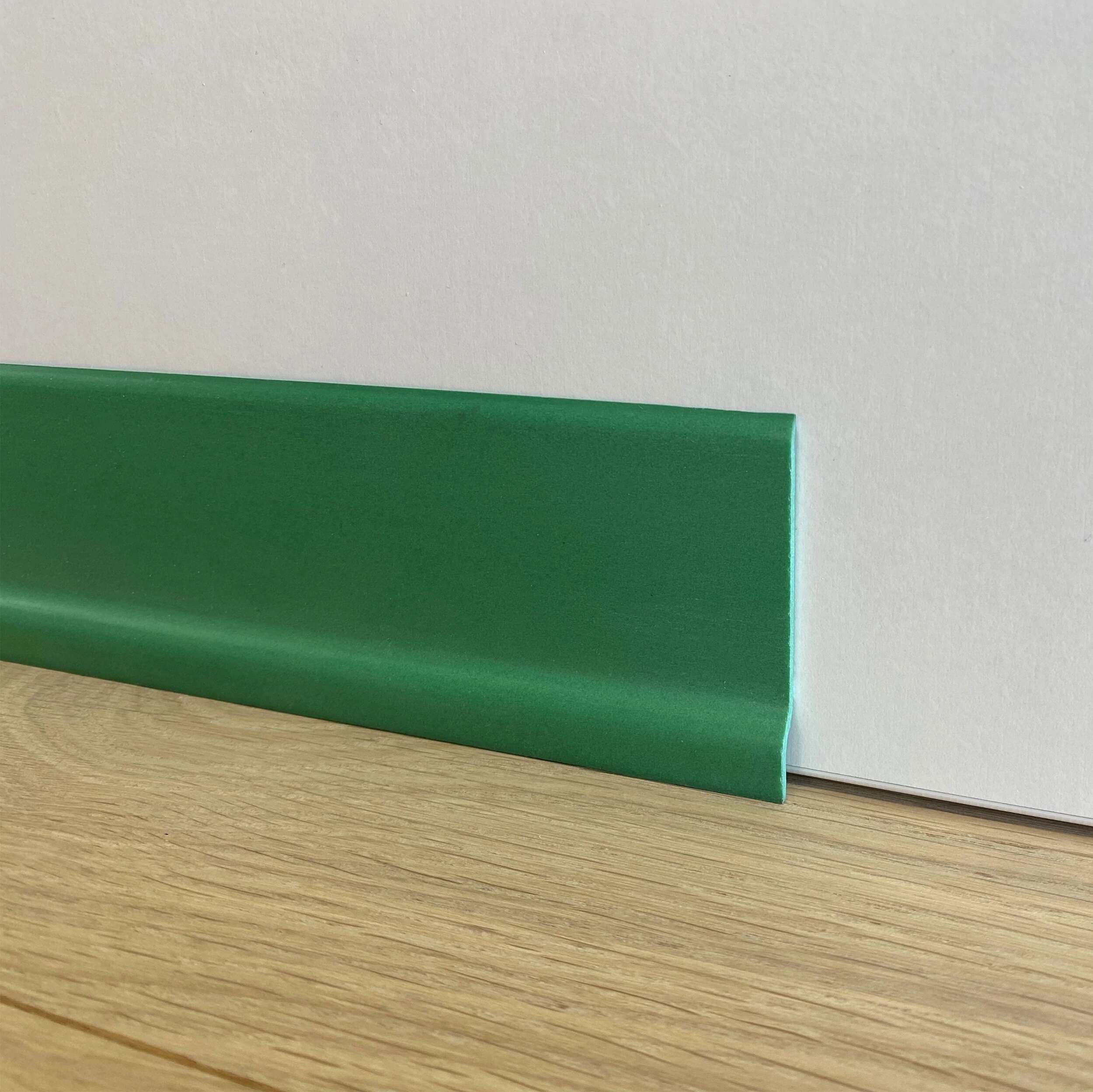50ml Di Battiscopa Pvc Verde 70x8x2000 Fai da te/Prodotti per la costruzione/Materiali da costruzione/Pavimenti/Materiali per pavimenti/Battiscopa Eternal Parquet - Ariano Irpino, Commerciovirtuoso.it
