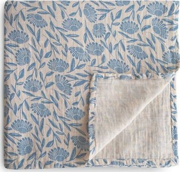 Mussola Print Blue Flowers 120x120 Cm Mushie in Mussole La Casa Del Bebè - Napoli, commercioVirtuoso.it