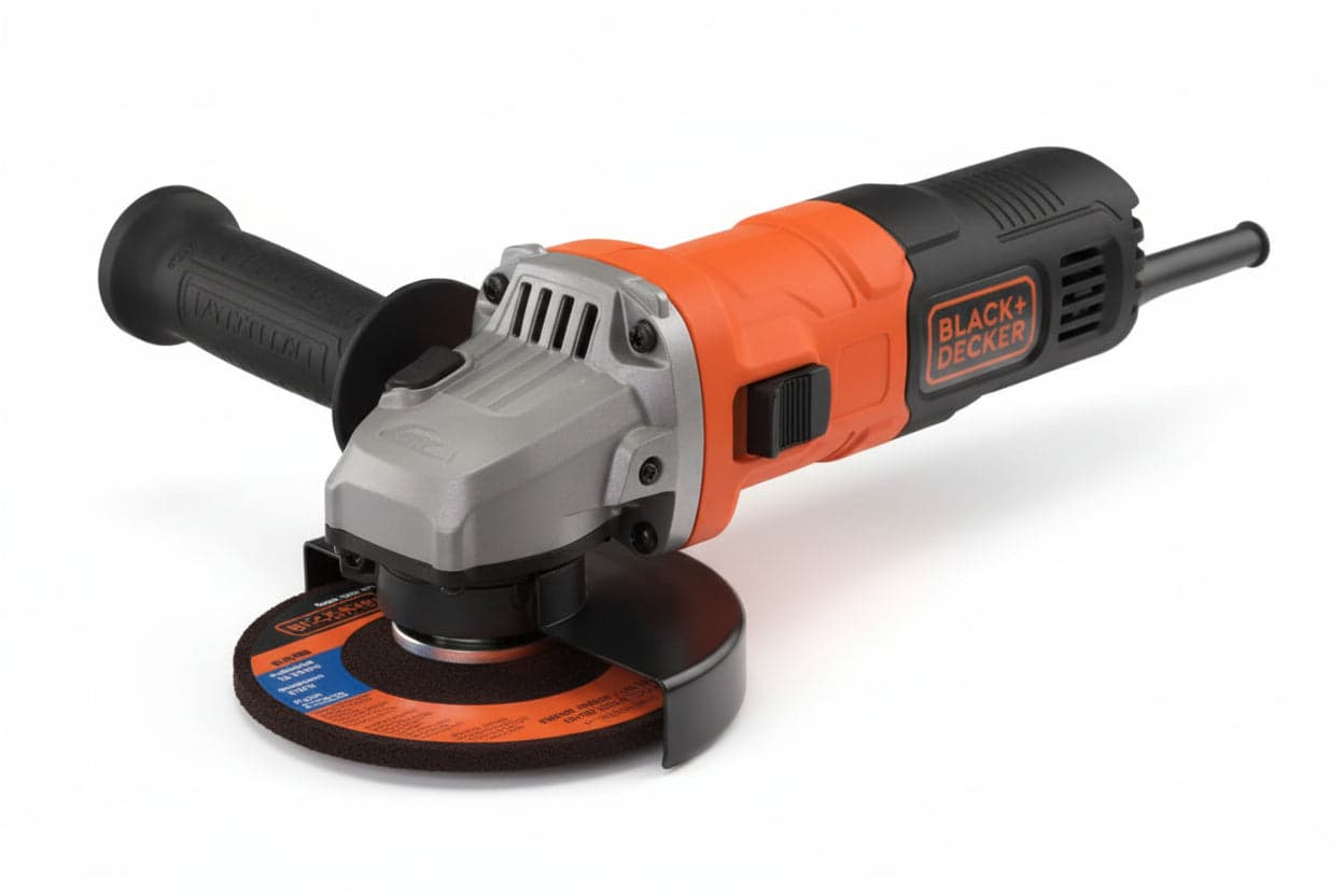 Smerigliatrice Angolare Disco Ø Mm.115 750W (Beg010Qs) Black&Decker in Smerigliatrici angolari BricoGo - Marano di Napoli, commercioVirtuoso.it