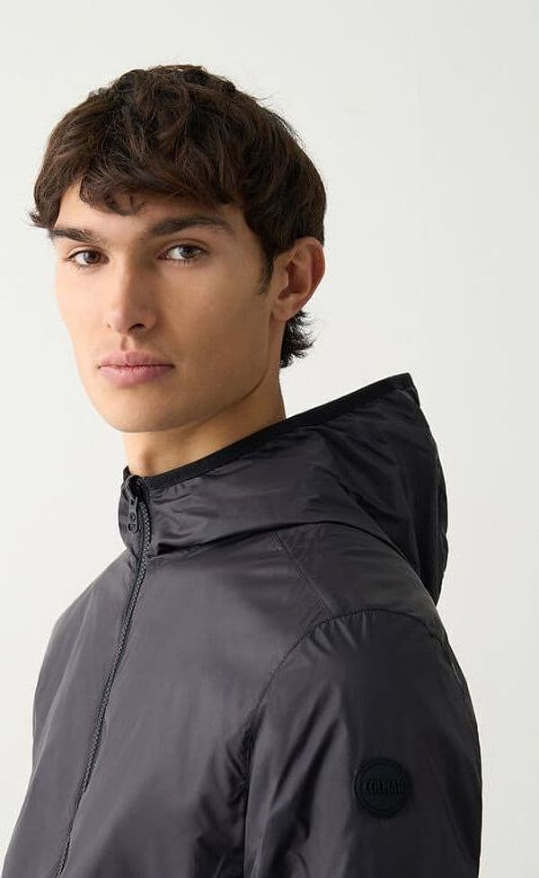 Colmar giacca reversibile bicolore con cappuccio fisso
capospalla uomo in Giacche Broadway Red - Barletta, commercioVirtuoso.it