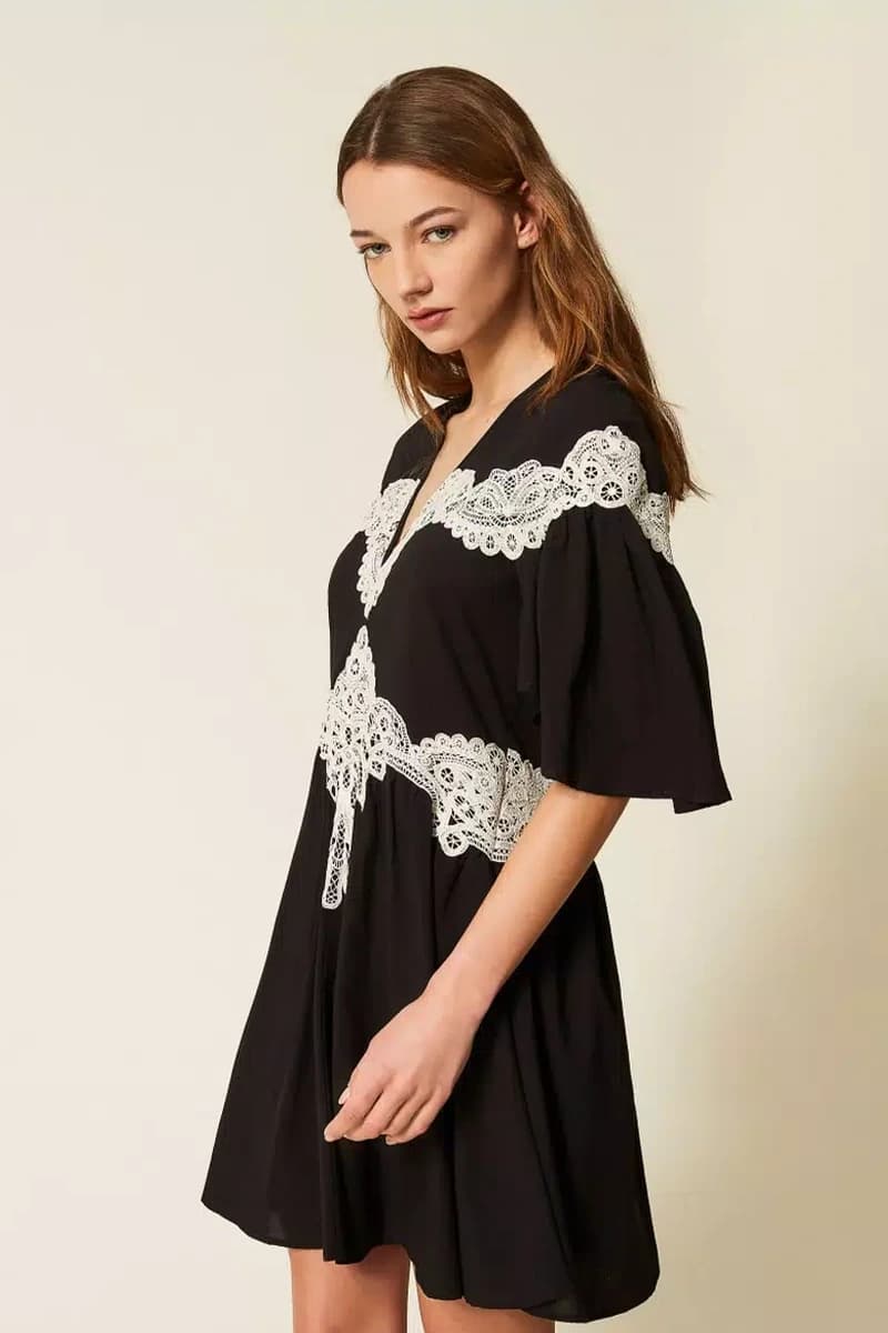 Abito corto in mussola con macramè | TWINSET in prodotto You Store - Messina, commercioVirtuoso.it